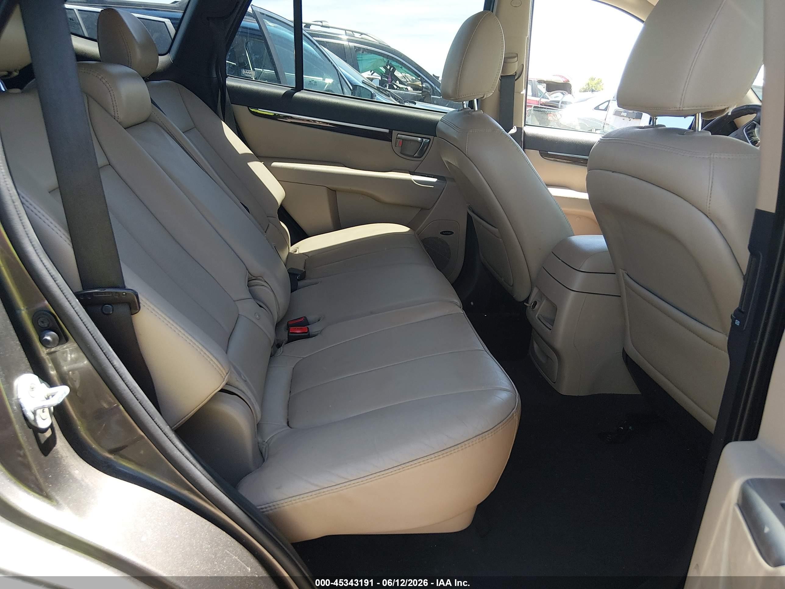 2012 Hyundai Santa Fe Limited V6 Коричневый vin: 5XYZKDAG1CG120408