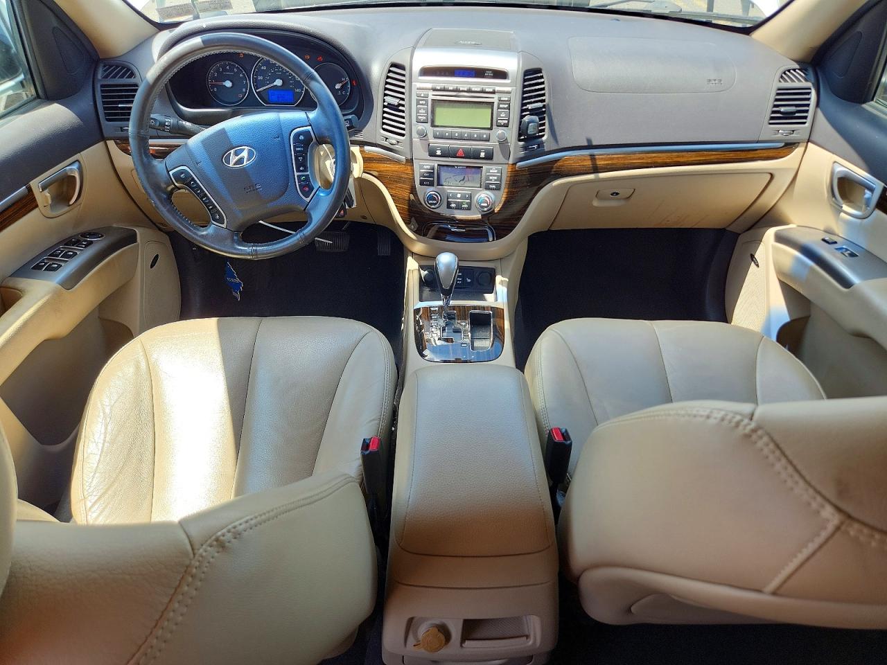 2012 Hyundai Santa Fe Limited White vin: 5XYZKDAG1CG132431
