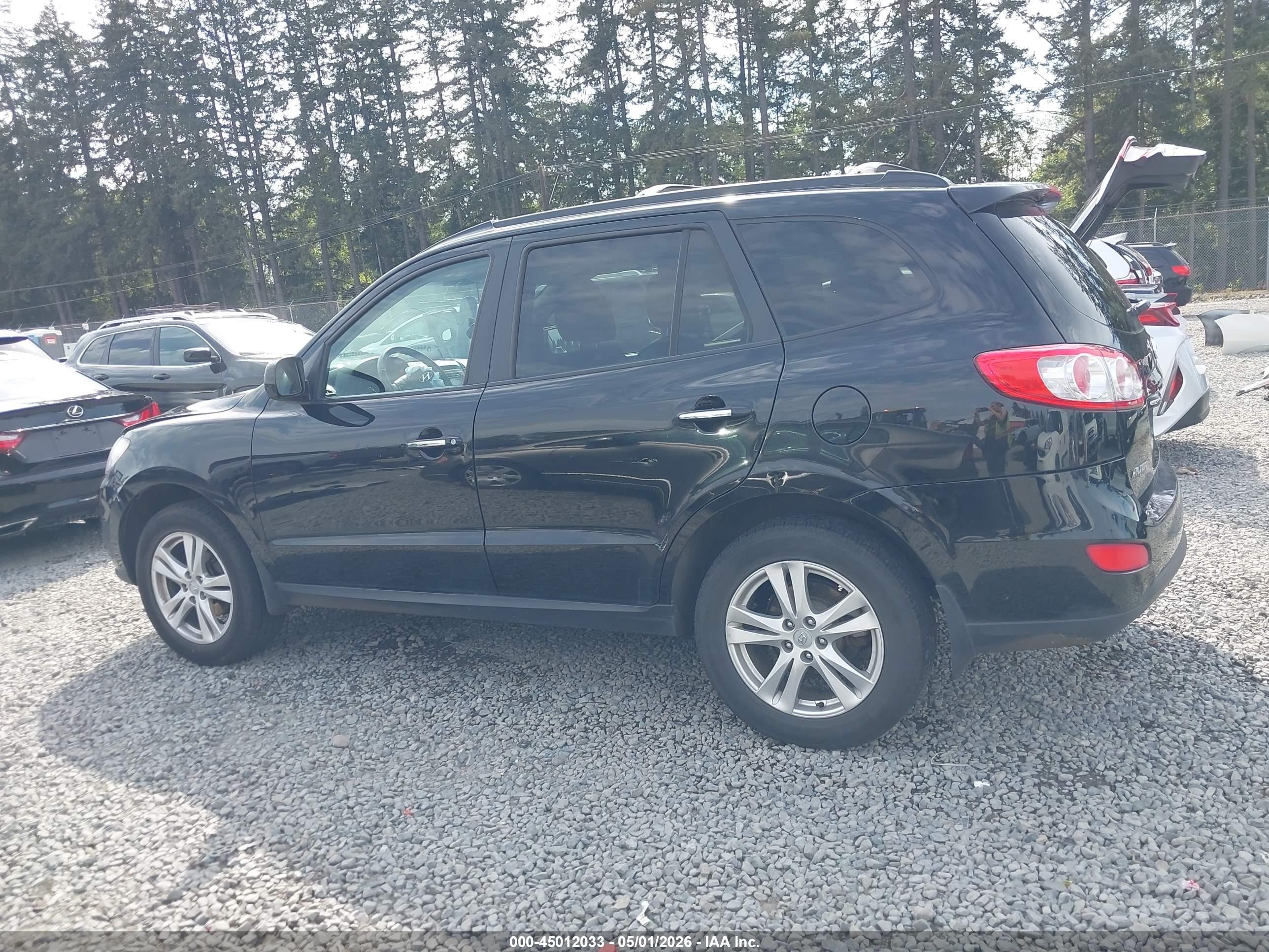 2011 Hyundai Santa Fe Limited V6 Black vin: 5XYZKDAG2BG007548