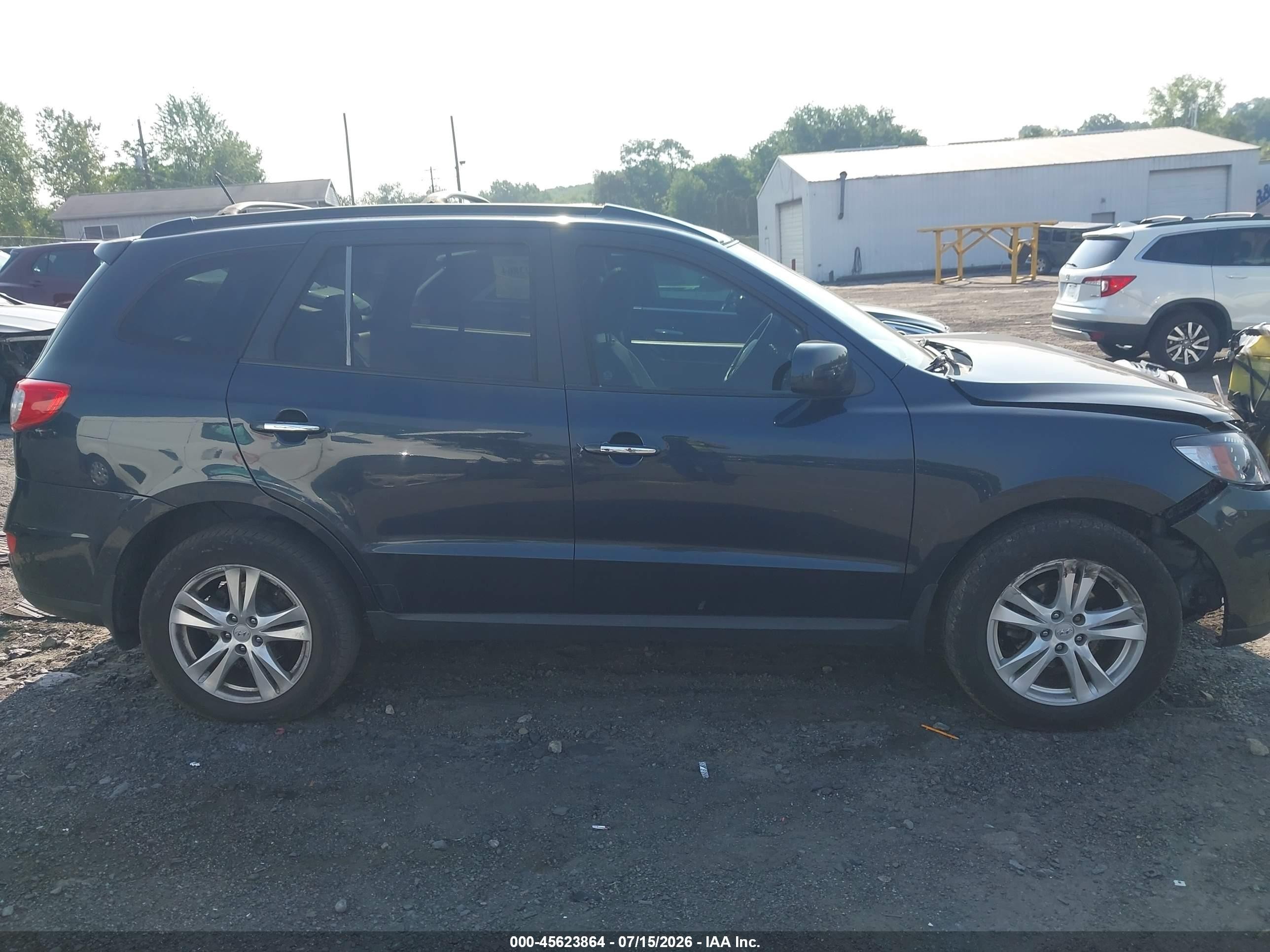 2011 Hyundai Santa Fe Limited V6 Blue vin: 5XYZKDAG2BG089197