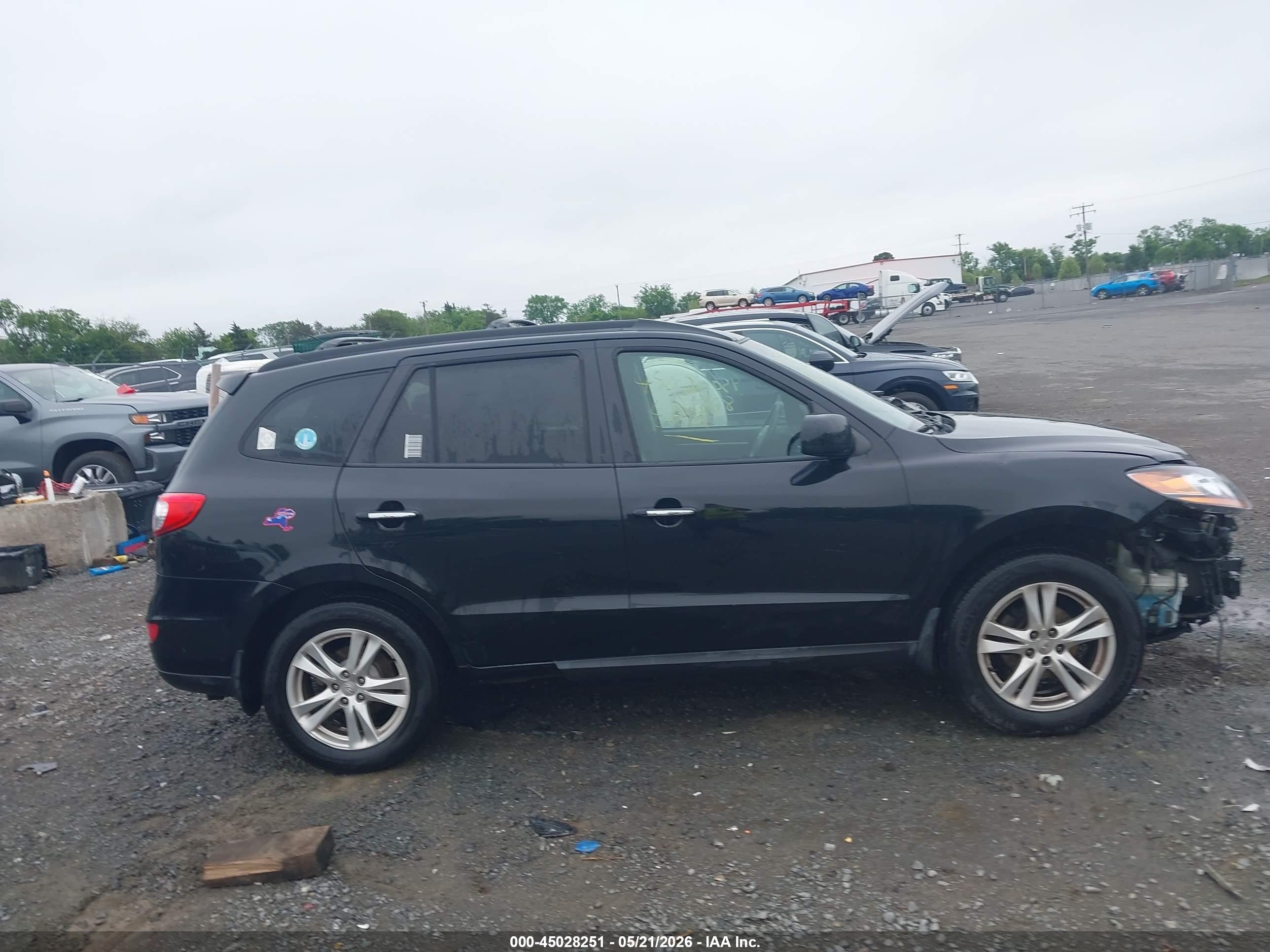 2012 Hyundai Santa Fe Limited V6 Black vin: 5XYZKDAG2CG117887