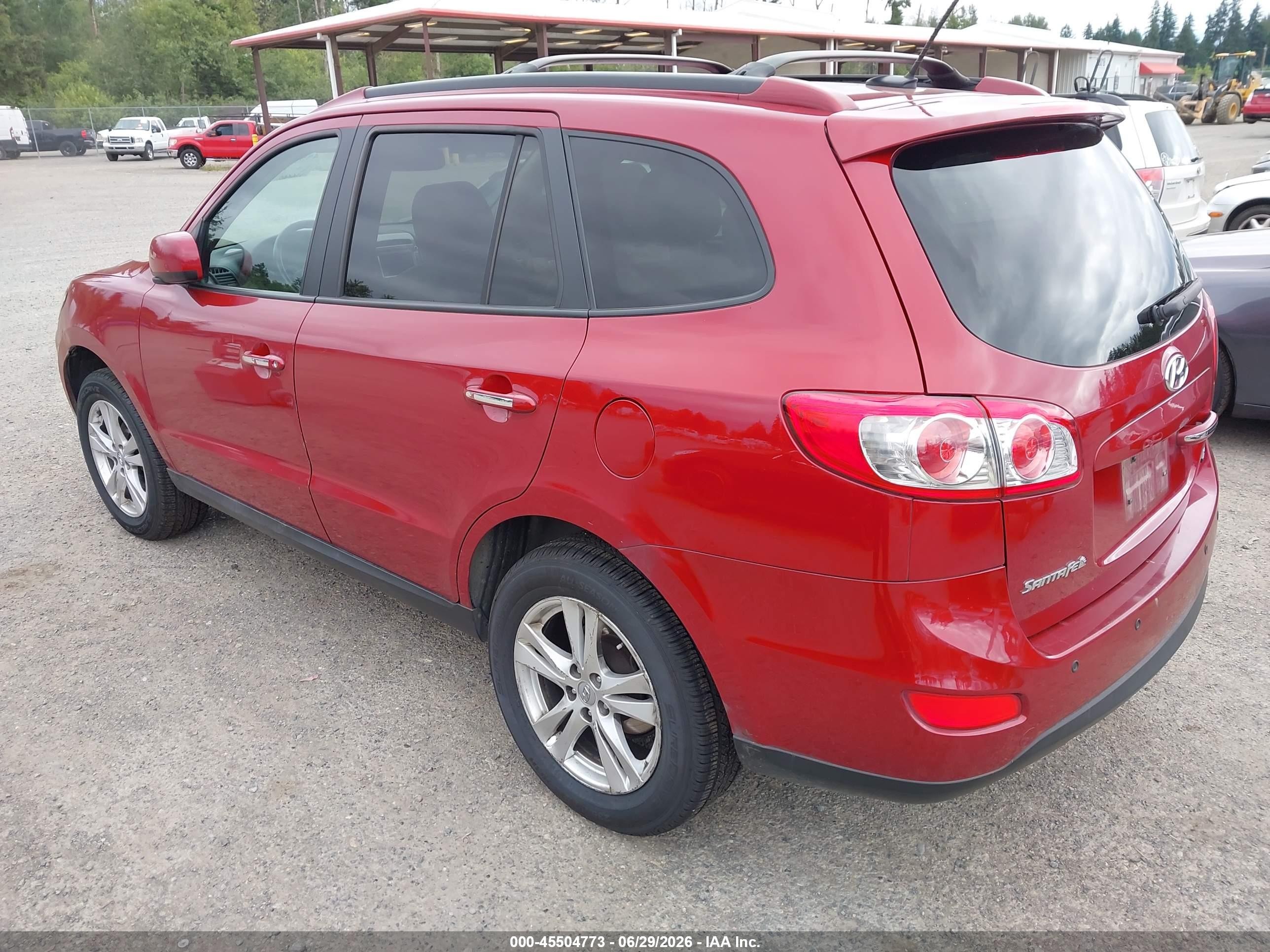 2012 Hyundai Santa Fe Limited V6 Red vin: 5XYZKDAG2CG129473