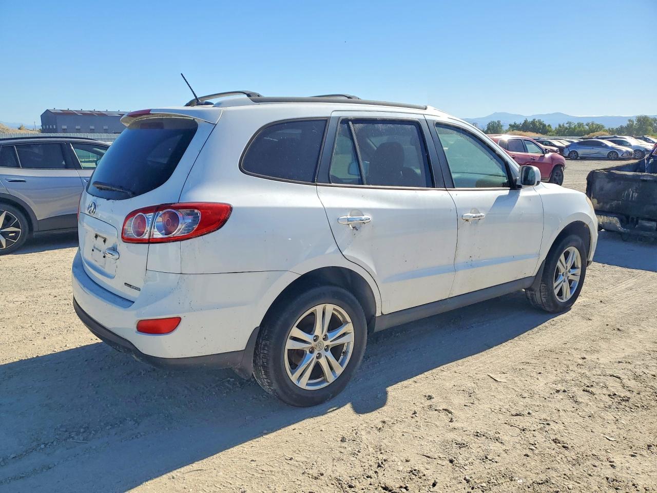 2012 Hyundai Santa Fe Limited White vin: 5XYZKDAG2CG157564