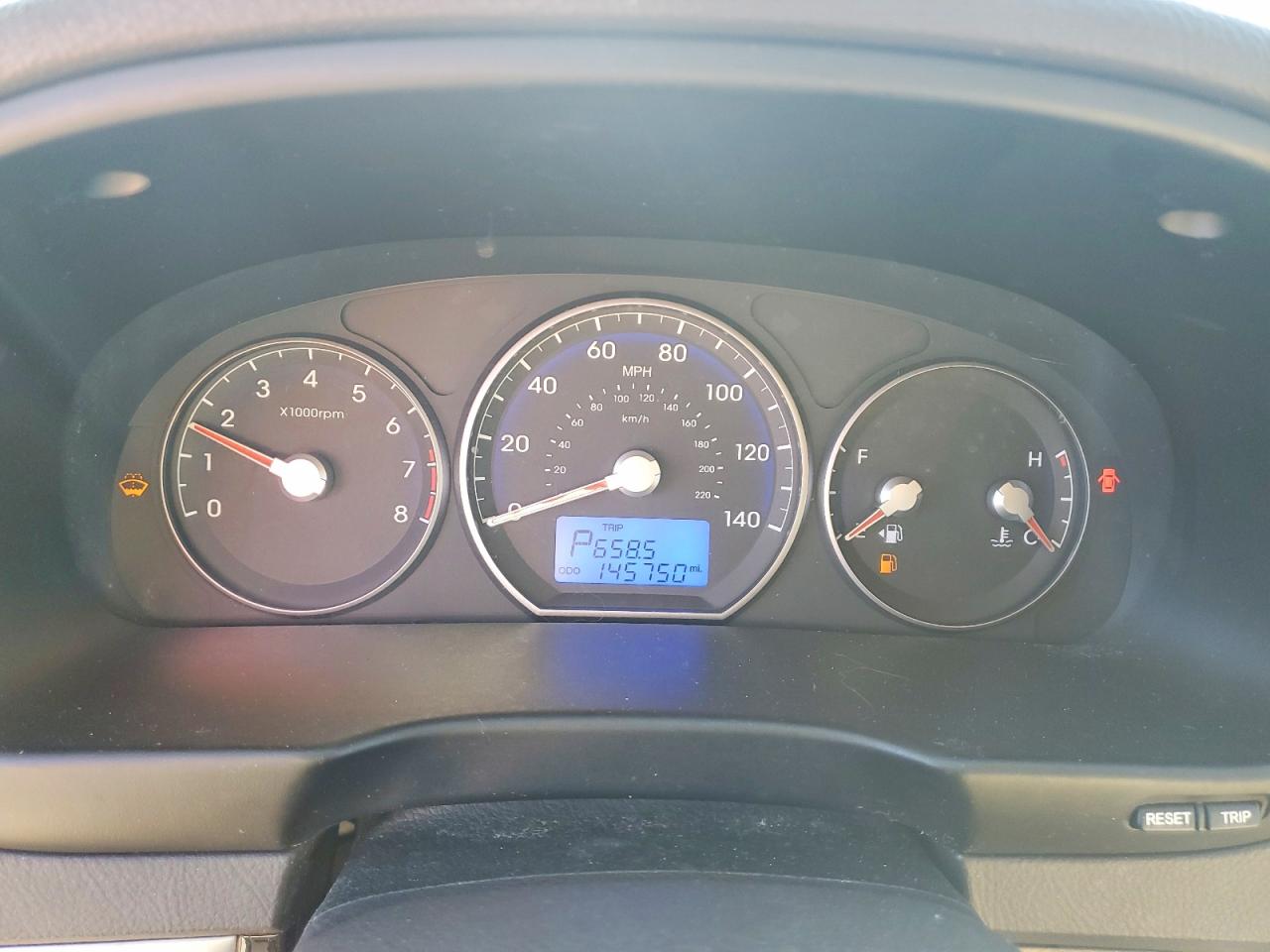 2012 Hyundai Santa Fe Limited White vin: 5XYZKDAG2CG157564