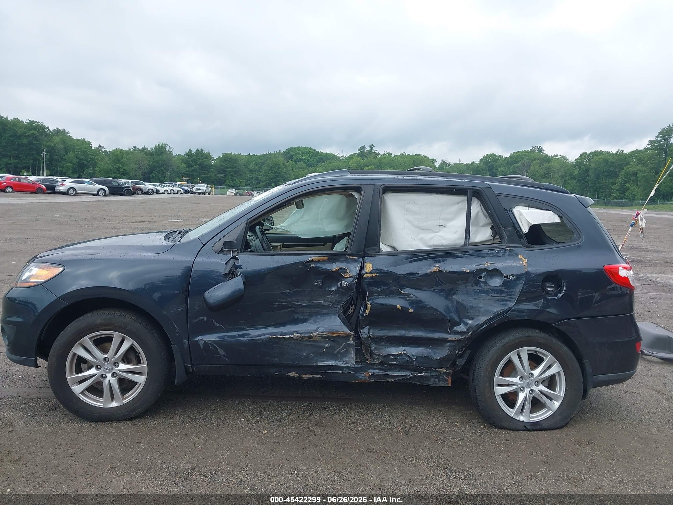 2011 Hyundai Santa Fe Limited V6 Blue vin: 5XYZKDAG5BG089128