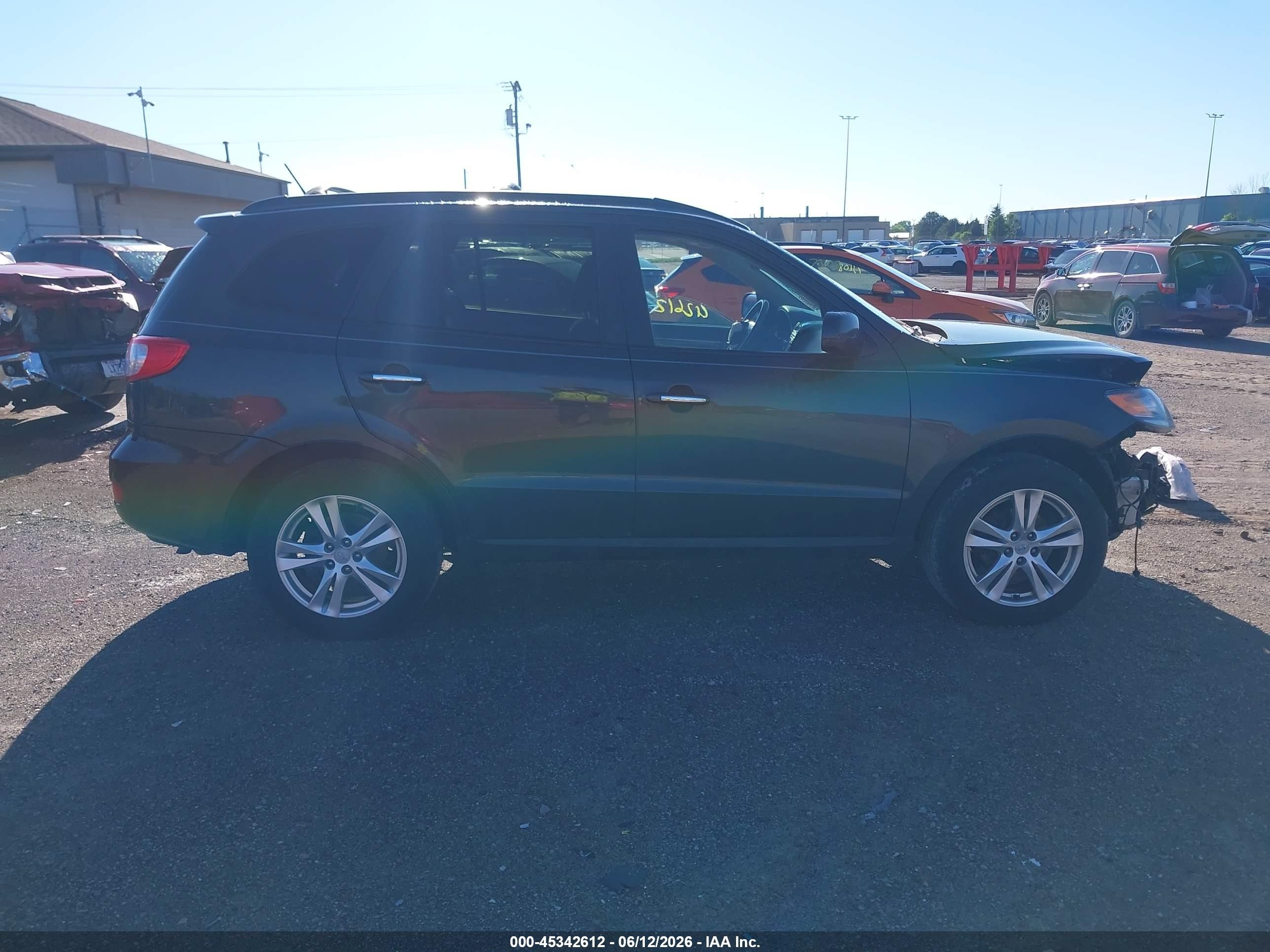2012 Hyundai Santa Fe Limited V6 Gray vin: 5XYZKDAG5CG148390