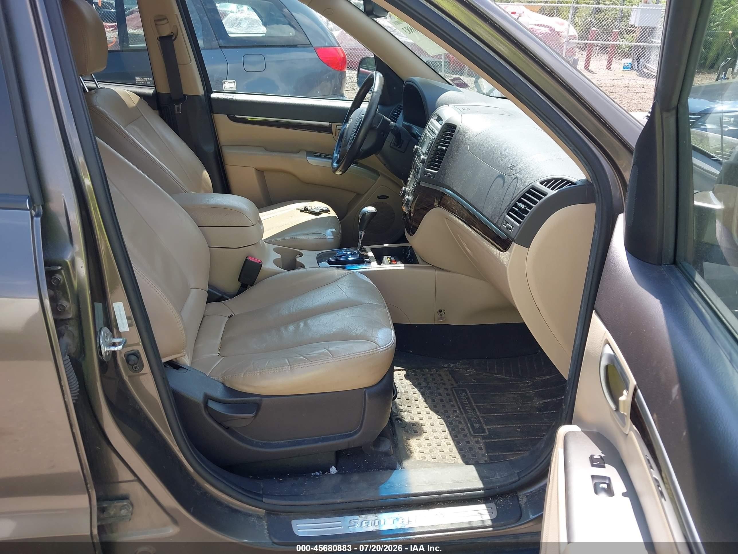2012 Hyundai Santa Fe Limited V6 Серый vin: 5XYZKDAG6CG135972