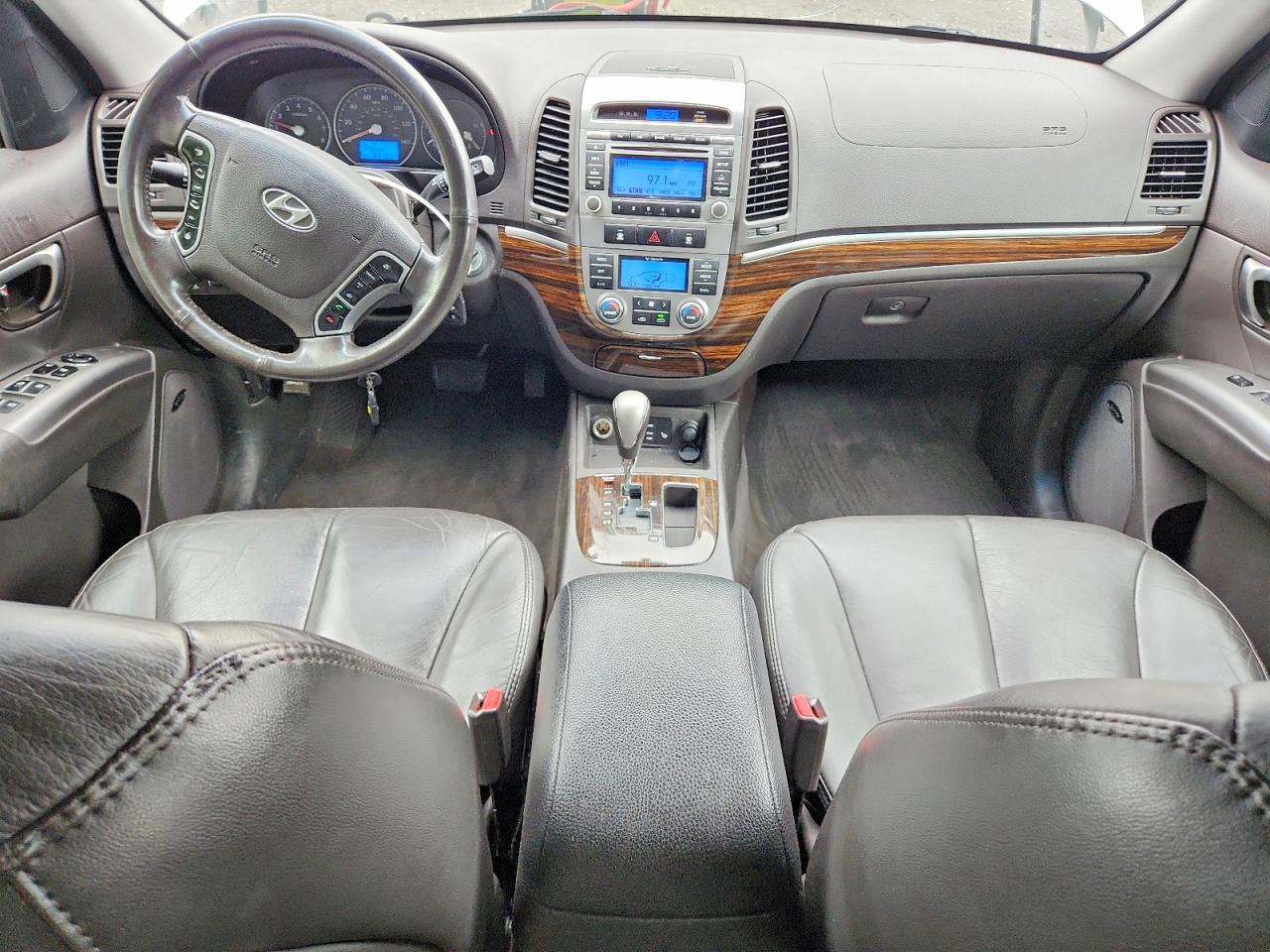 2012 Hyundai Santa Fe Limited Silver vin: 5XYZKDAG6CG138483