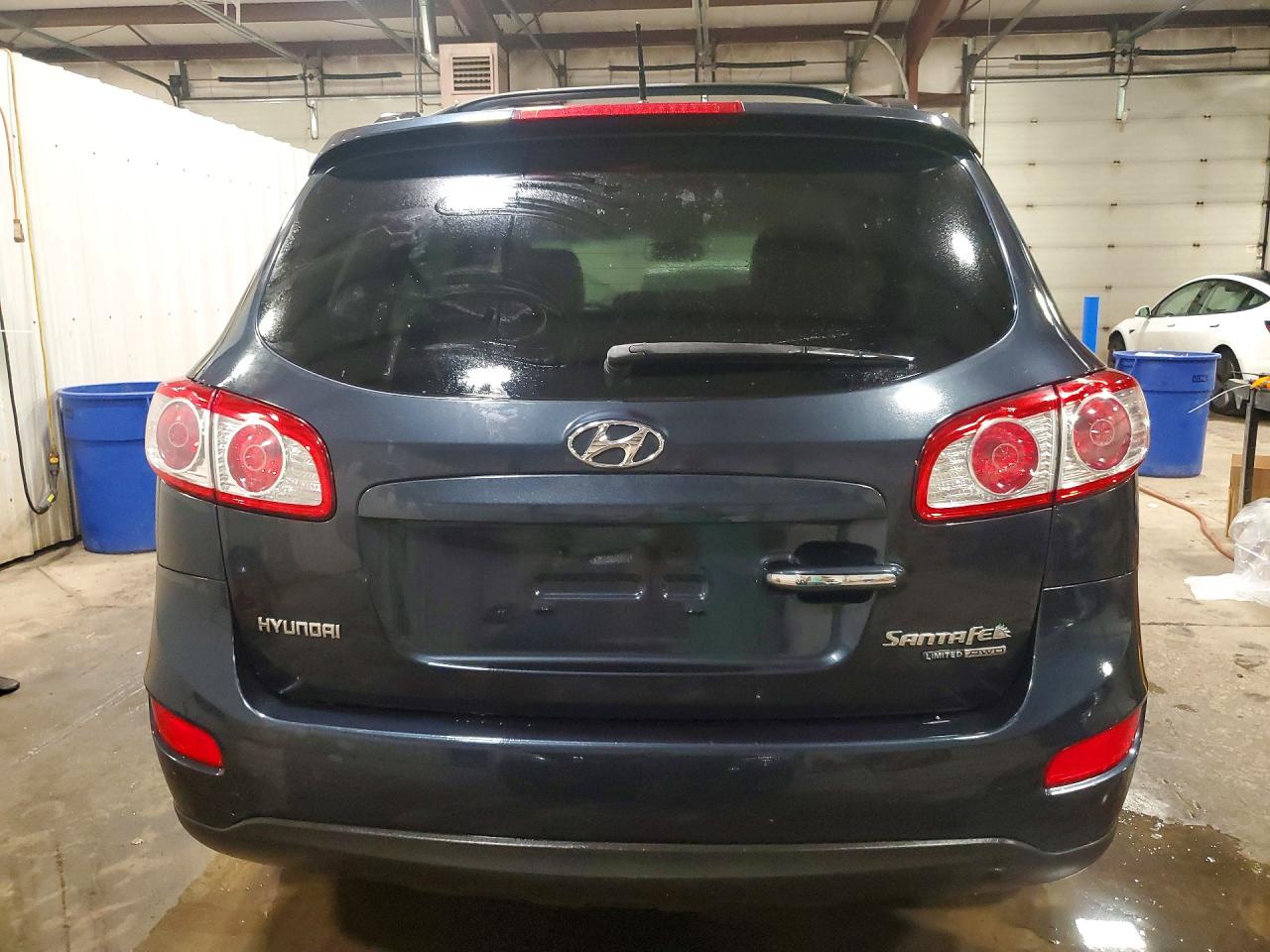 2011 Hyundai Santa Fe Limited Blue vin: 5XYZKDAG7BG054929