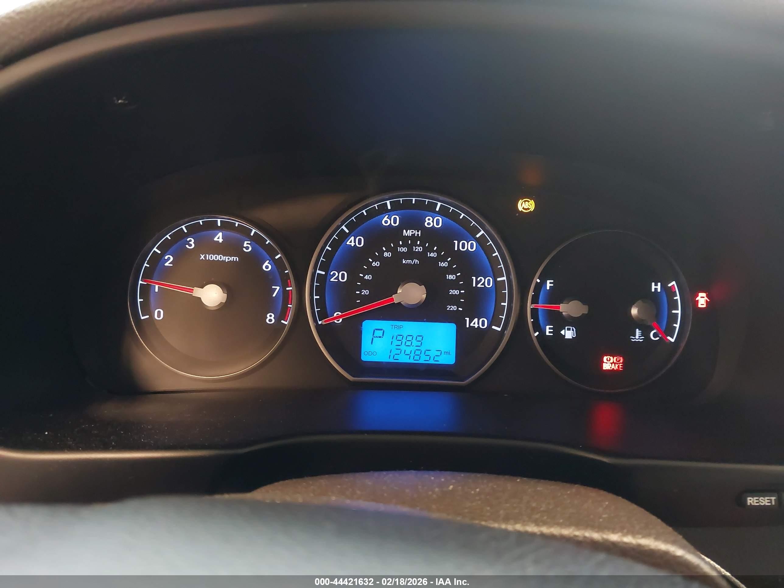 2011 Hyundai Santa Fe Limited V6 Red vin: 5XYZKDAG7BG073044