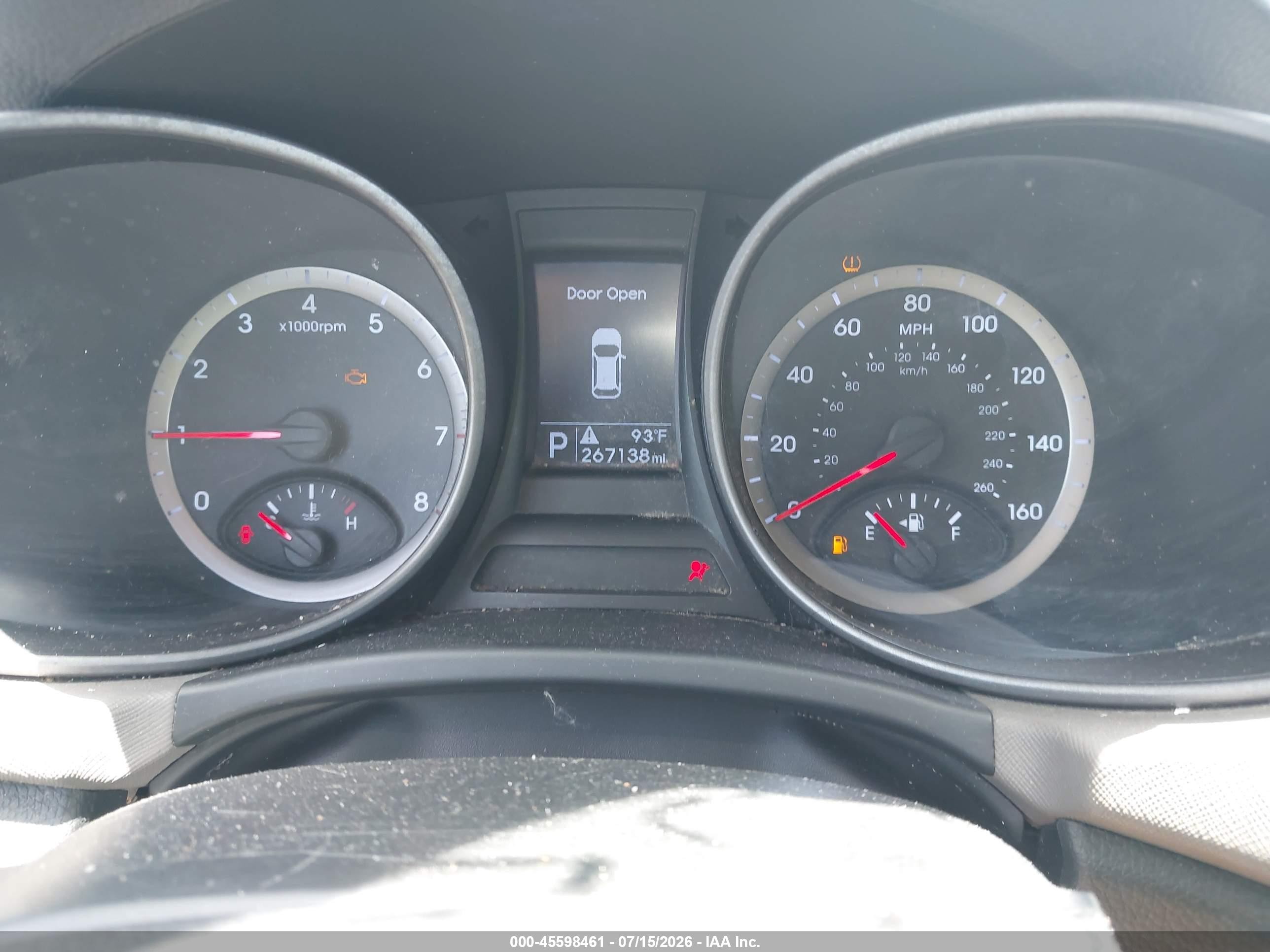 2013 Hyundai Santa Fe Sport Silver vin: 5XYZT3LB1DG071351