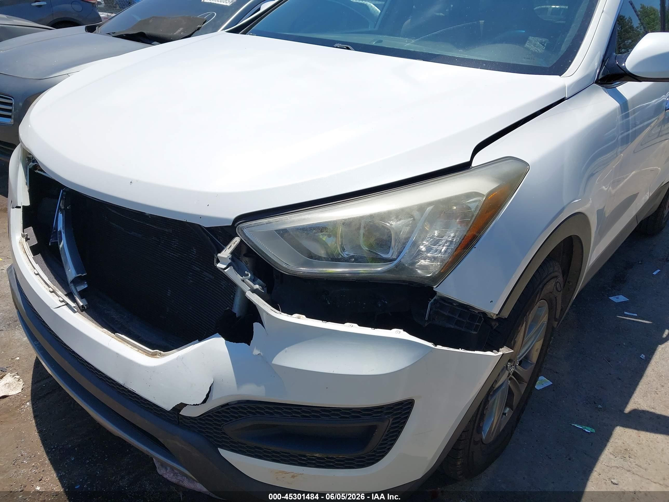 2013 Hyundai Santa Fe Sport White vin: 5XYZT3LB1DG113906