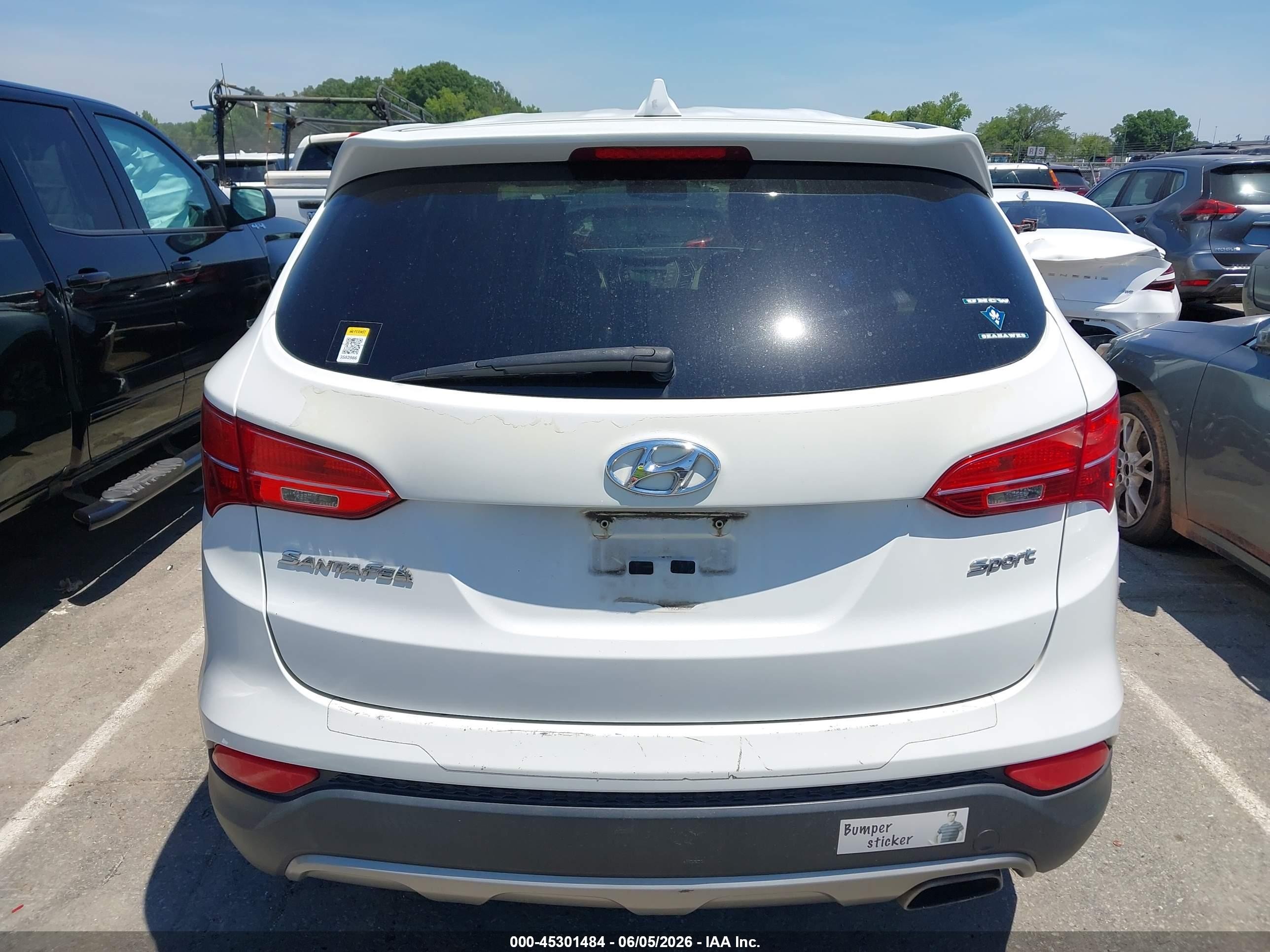 2013 Hyundai Santa Fe Sport White vin: 5XYZT3LB1DG113906
