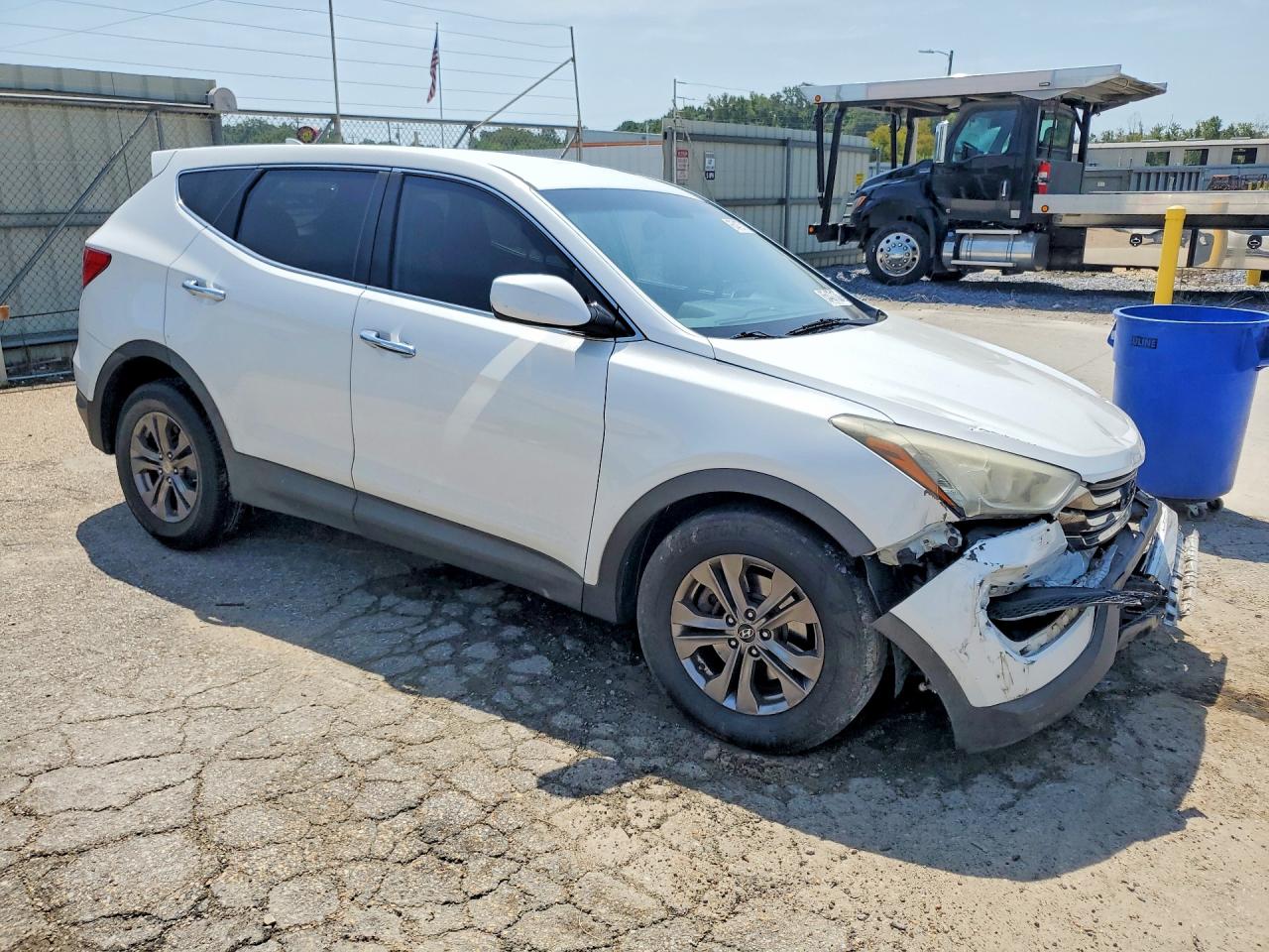 2013 Hyundai Santa Fe Sport 2.4l White vin: 5XYZT3LB1DG114358