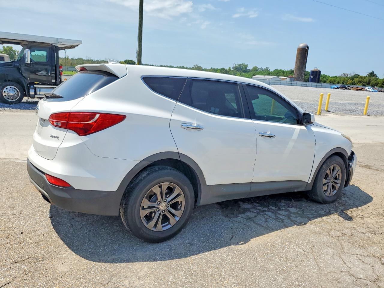 2013 Hyundai Santa Fe Sport 2.4l White vin: 5XYZT3LB1DG114358