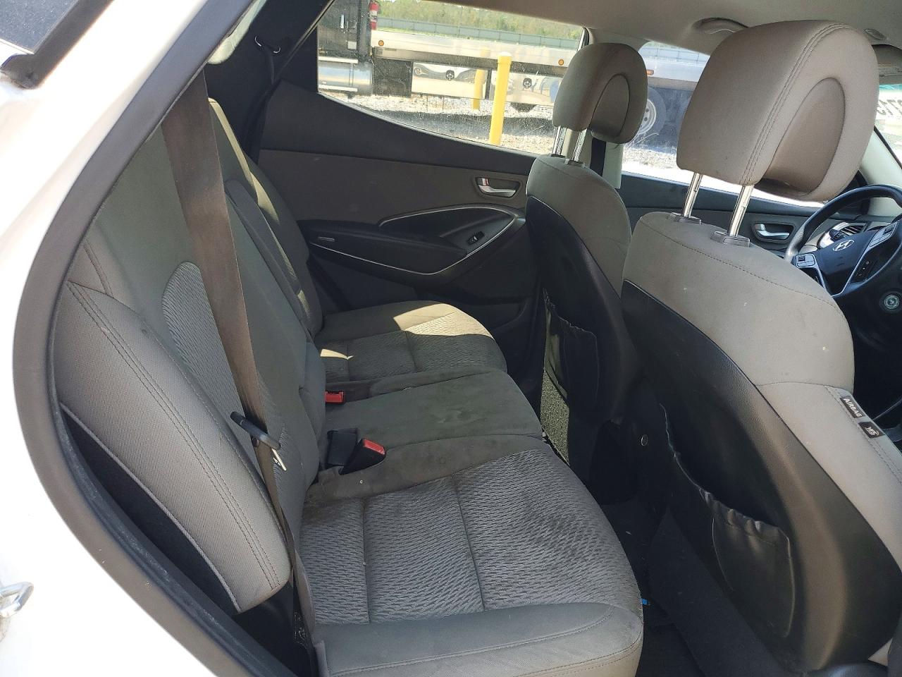 2013 Hyundai Santa Fe Sport 2.4l White vin: 5XYZT3LB1DG114358
