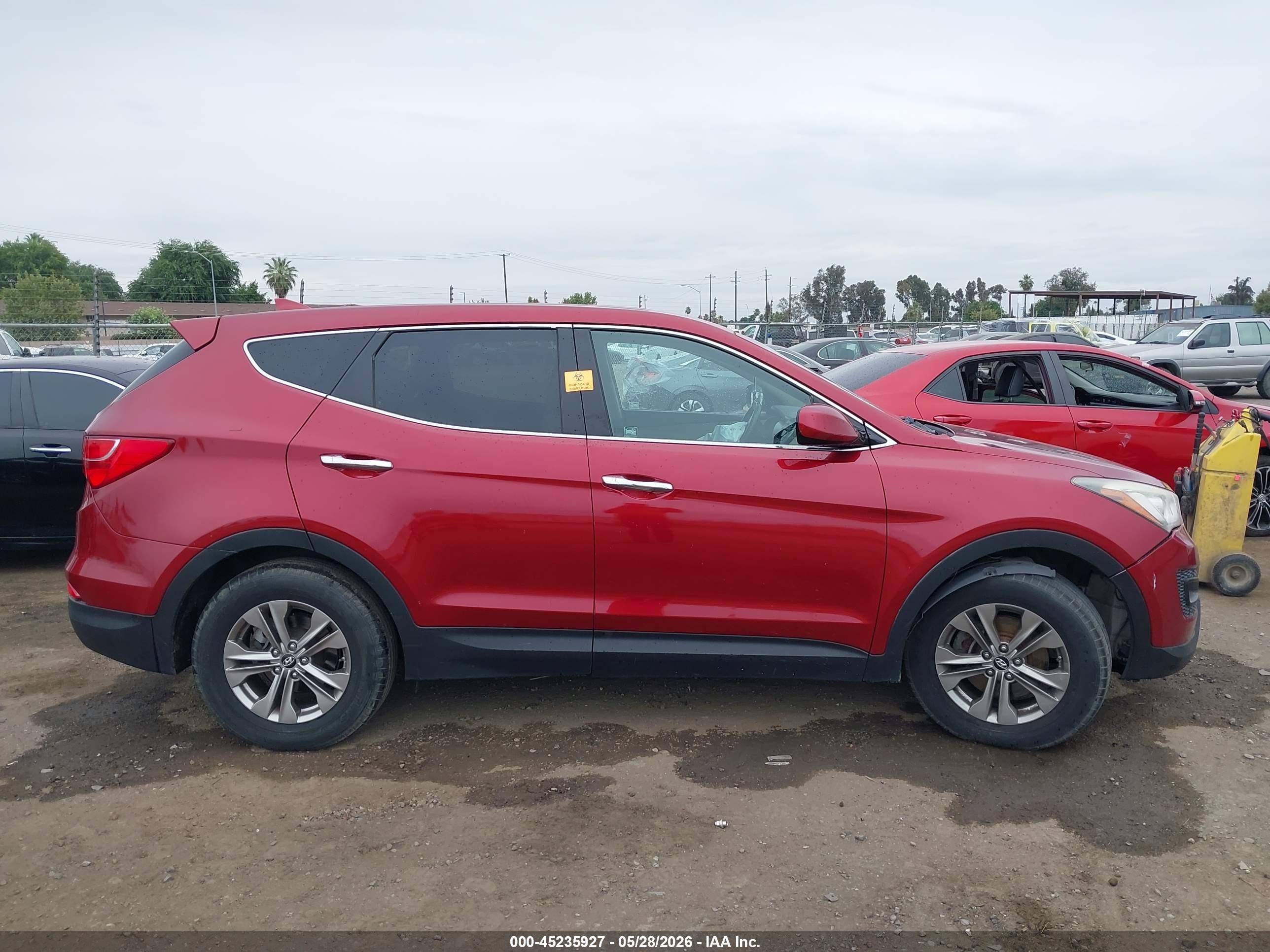 2014 Hyundai Santa Fe Sport 2.4l Red vin: 5XYZT3LB1EG145773