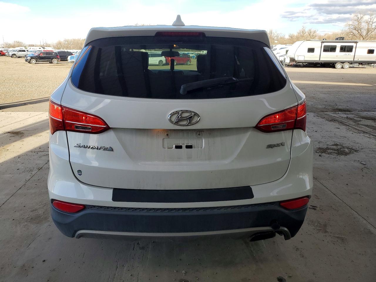 2014 Hyundai Santa Fe Sport 2.4l White vin: 5XYZT3LB1EG146048