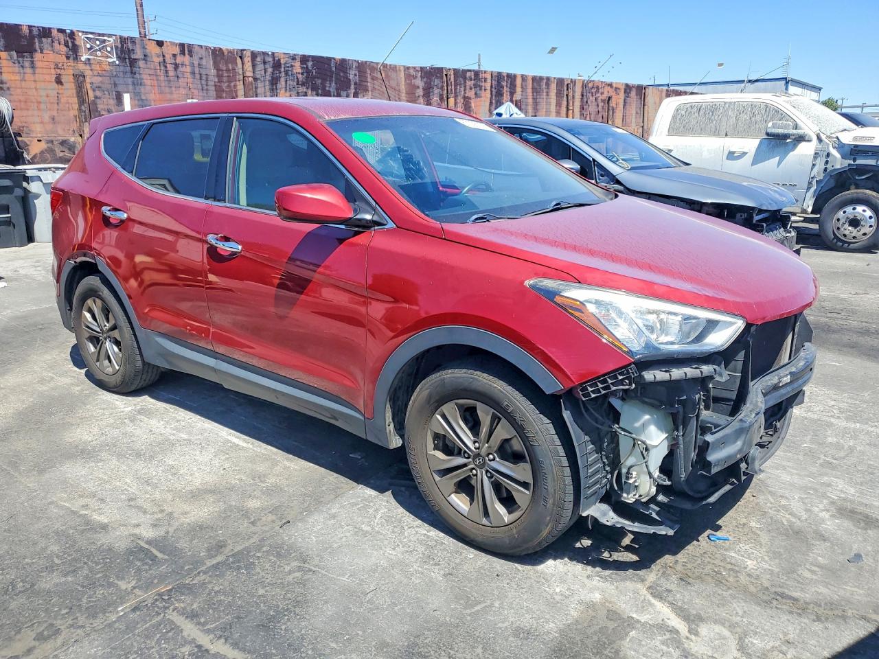 2015 Hyundai Santa Fe Sport 2.4l Red vin: 5XYZT3LB1FG260357