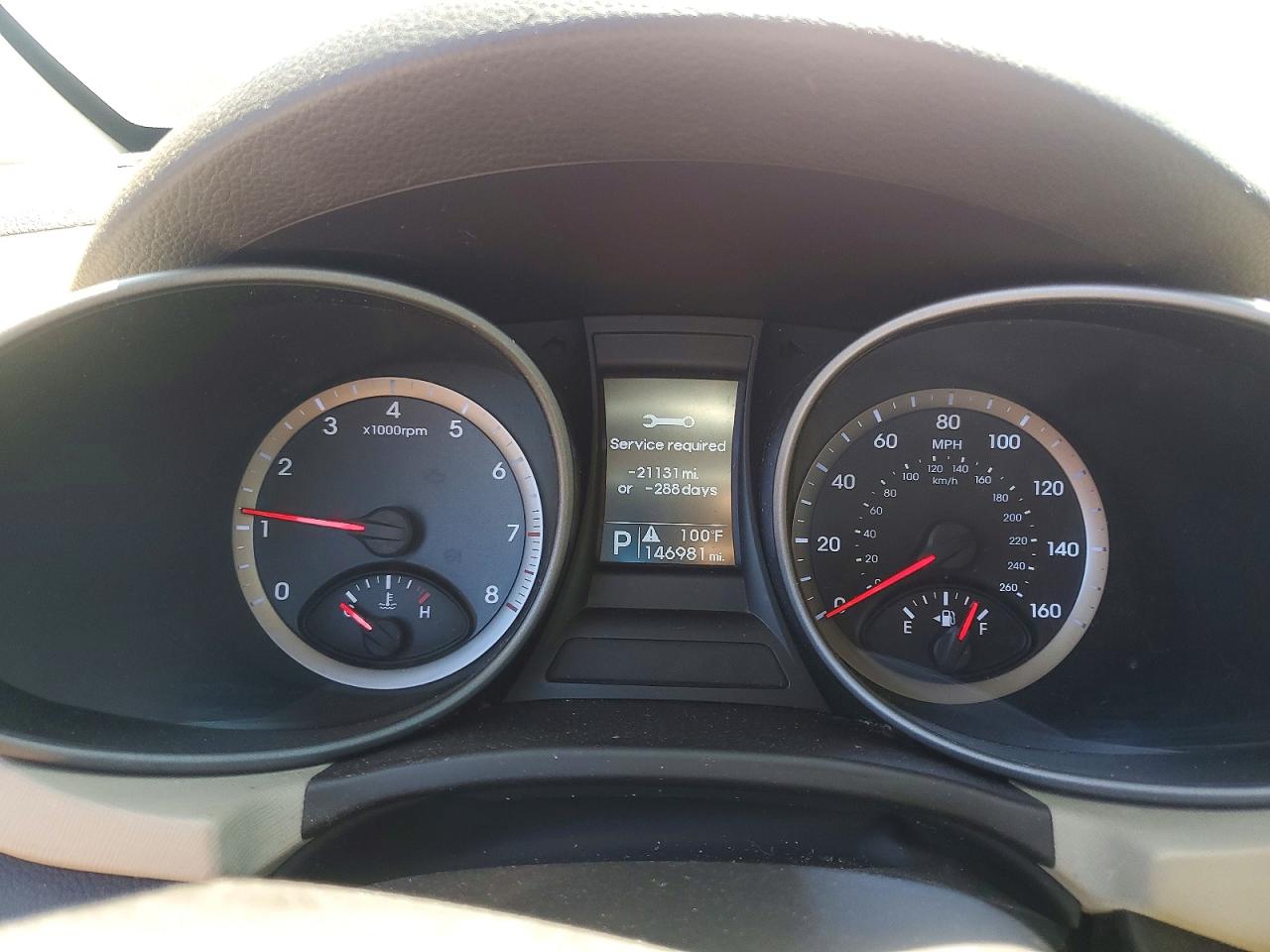 2015 Hyundai Santa Fe Sport 2.4l Red vin: 5XYZT3LB1FG260357