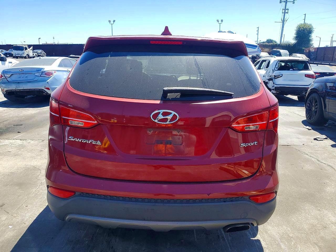 2015 Hyundai Santa Fe Sport 2.4l Red vin: 5XYZT3LB1FG260357