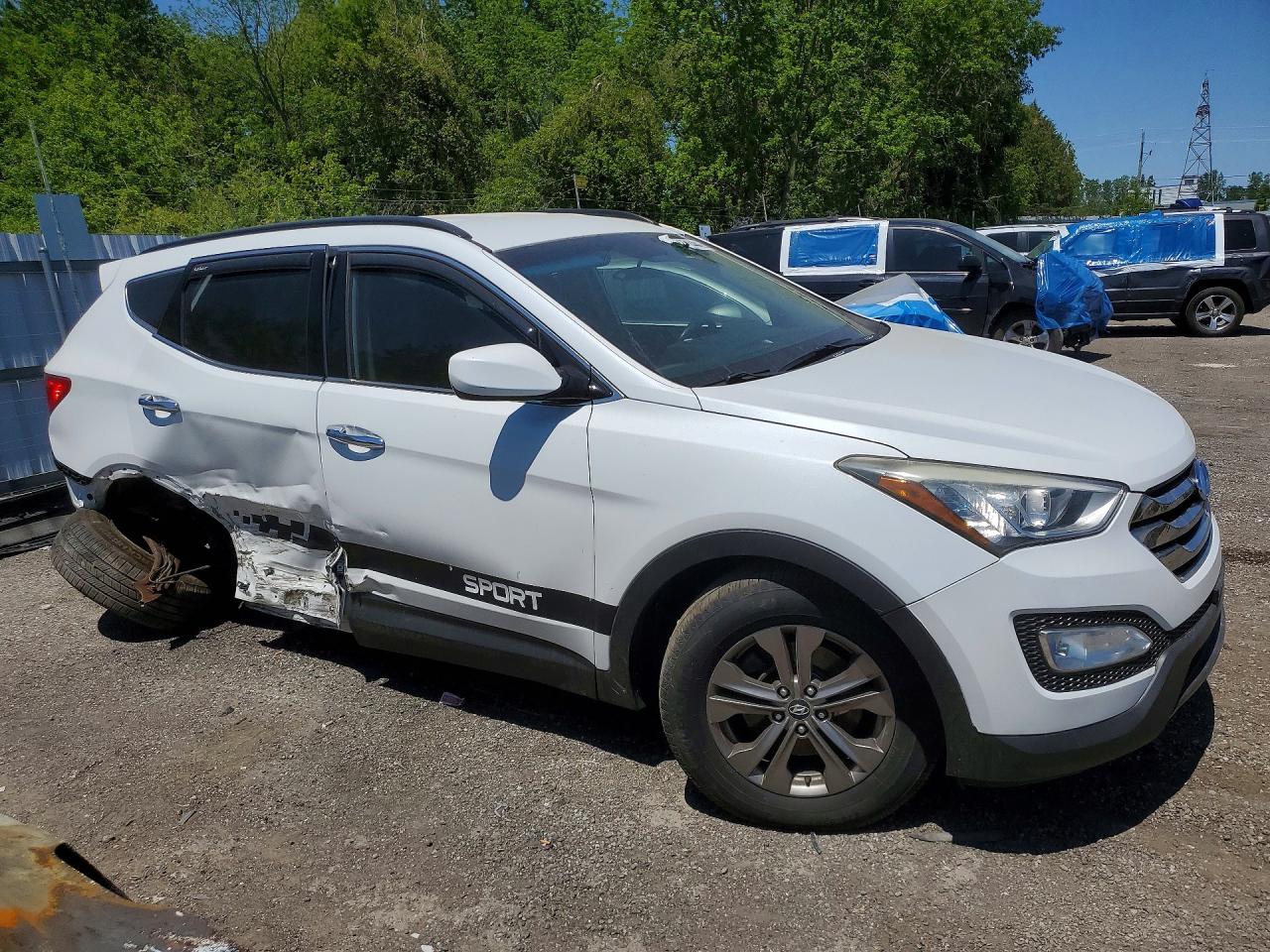 2013 Hyundai Santa Fe Sport 2.4l White vin: 5XYZT3LB2DG094671