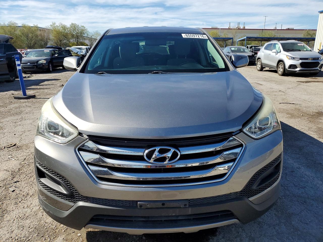 2016 Hyundai Santa Fe Sport 2.4l Silver vin: 5XYZT3LB2GG322897