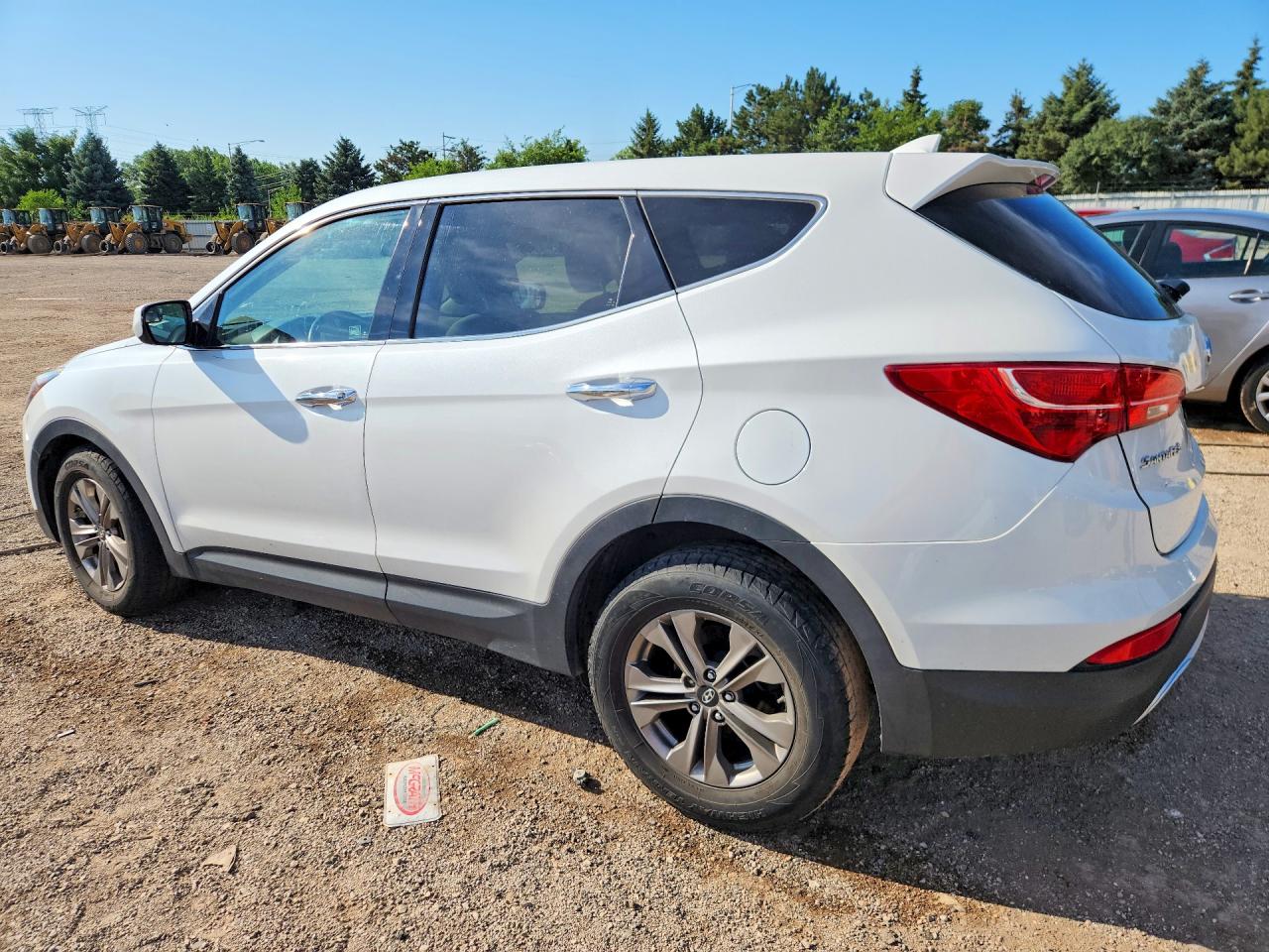 2016 Hyundai Santa Fe Sport 2.4l White vin: 5XYZT3LB2GG359318