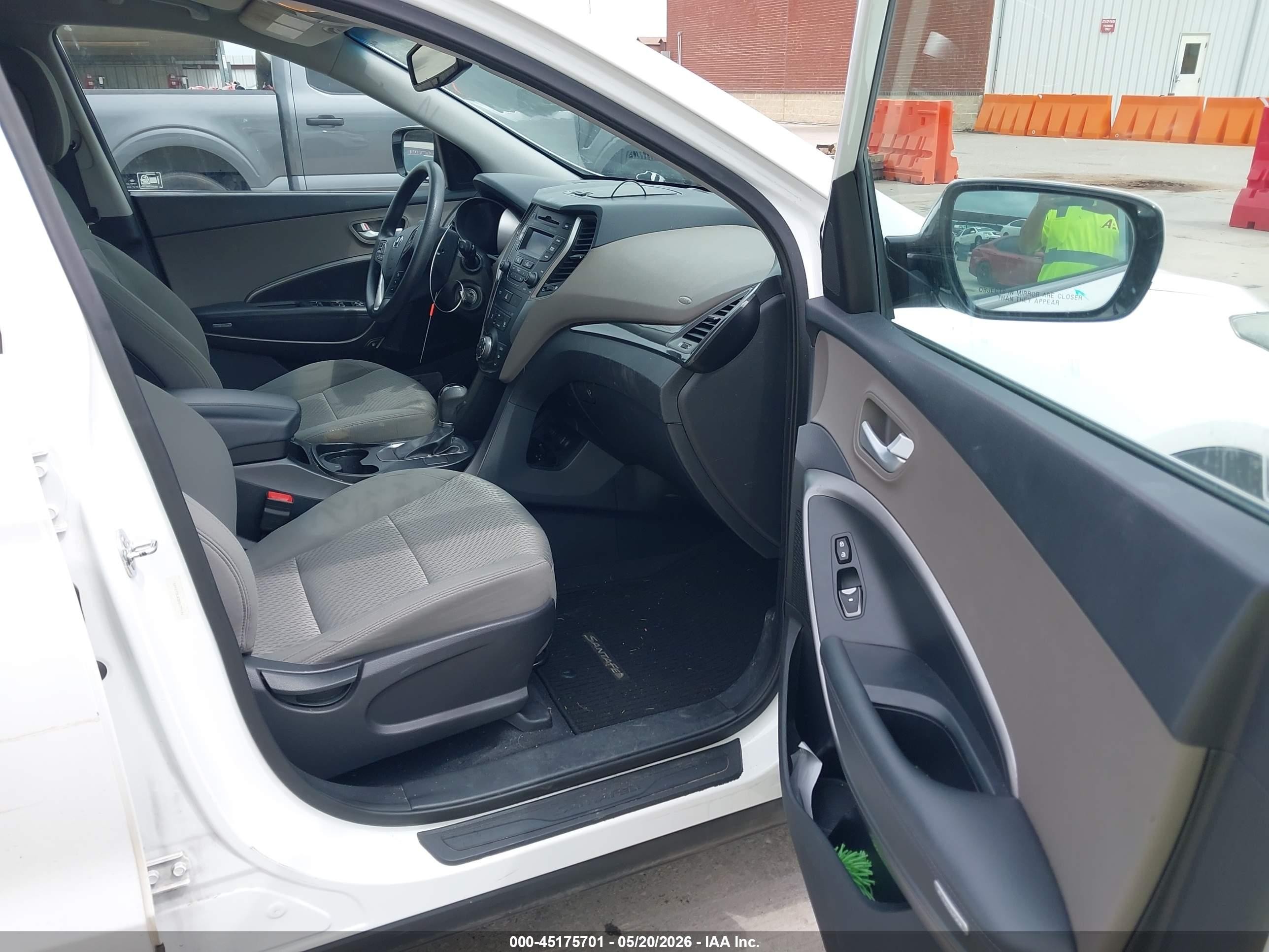 2014 Hyundai Santa Fe Sport 2.4l Белый vin: 5XYZT3LB3EG177141
