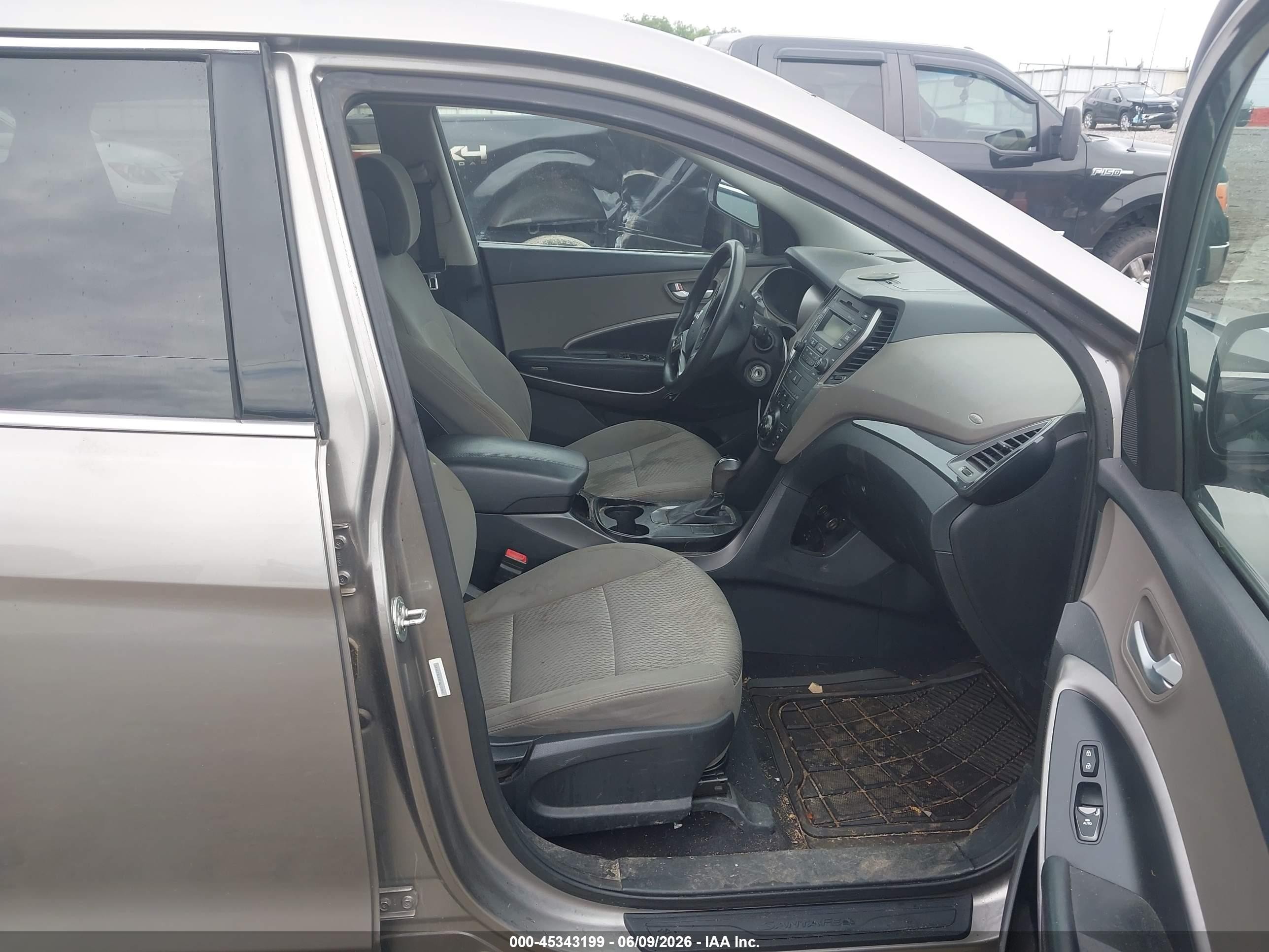 2015 Hyundai Santa Fe Sport 2.4l Silver vin: 5XYZT3LB3FG272364