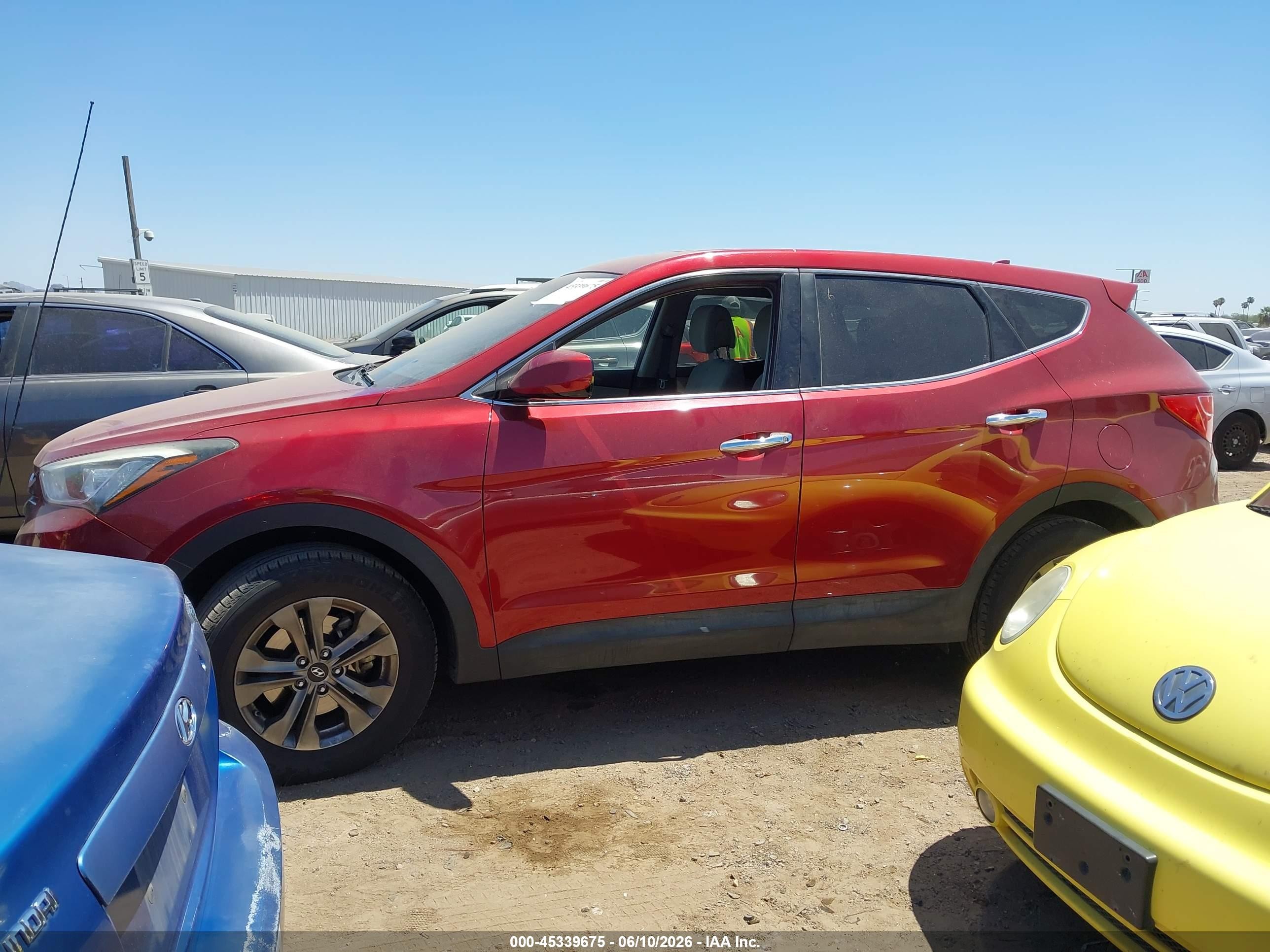 2016 Hyundai Santa Fe Sport 2.4l Burgundy vin: 5XYZT3LB3GG326652