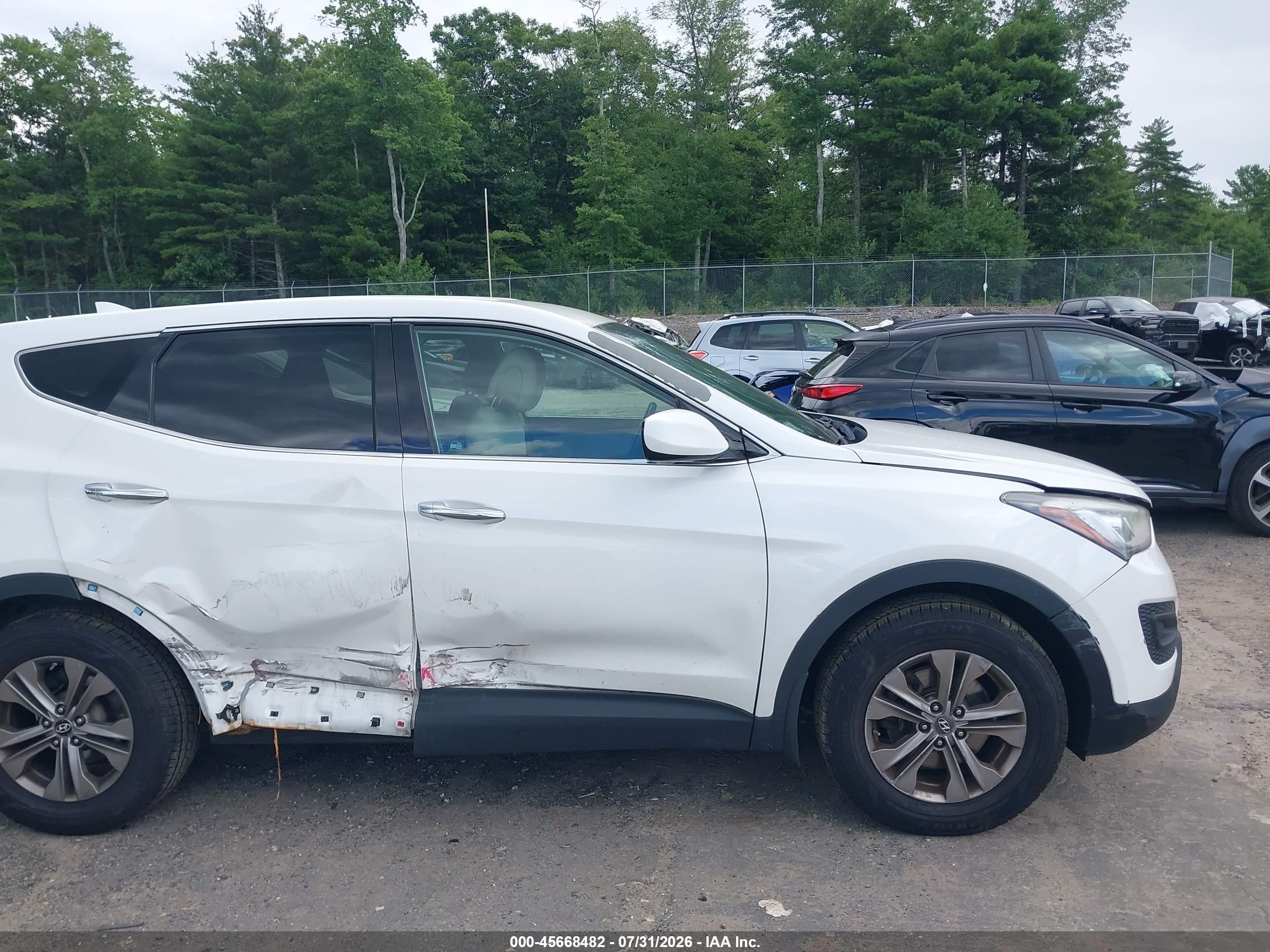2013 Hyundai Santa Fe Sport White vin: 5XYZT3LB4DG033919