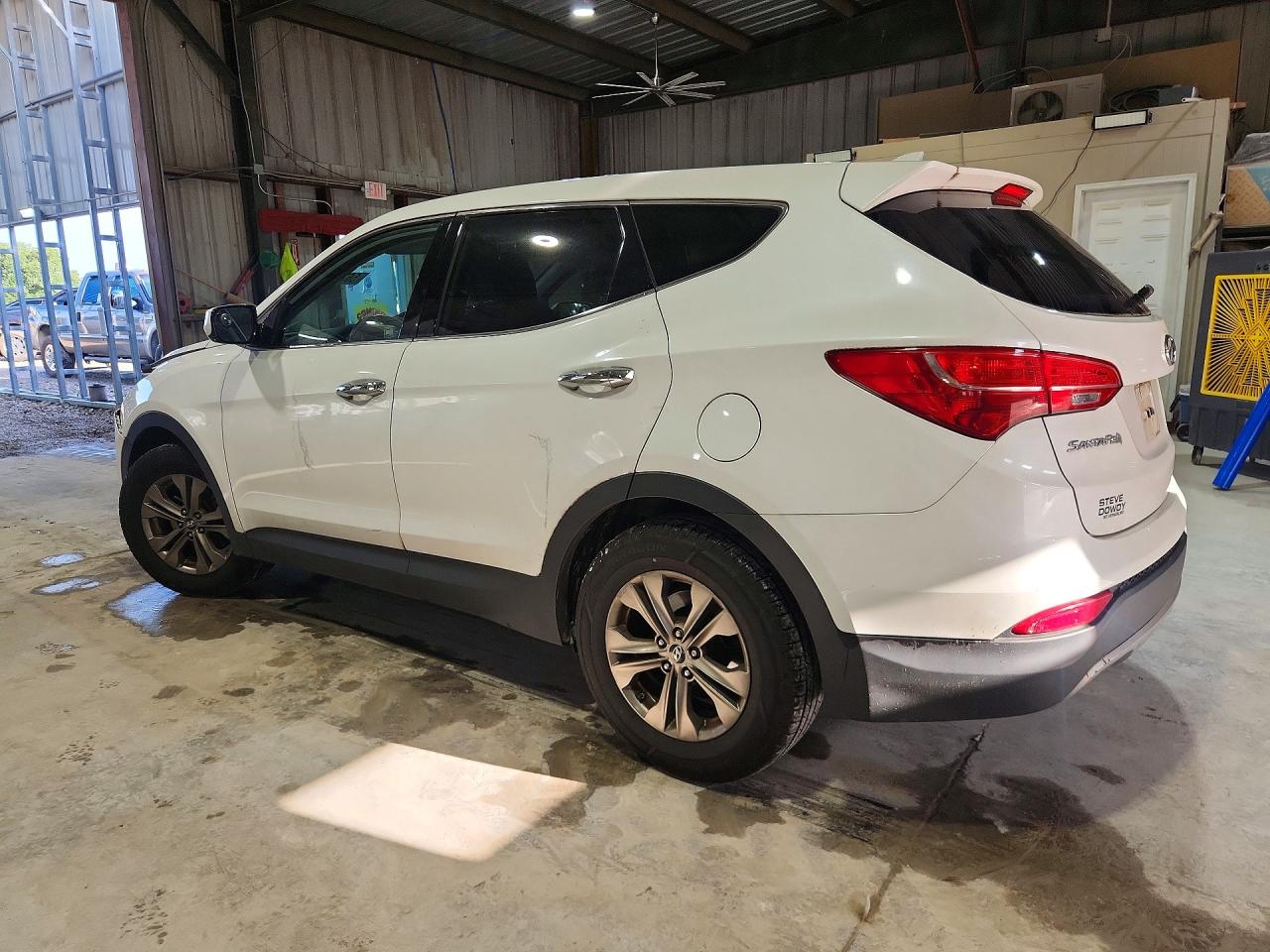 2014 Hyundai Santa Fe Sport 2.4l White vin: 5XYZT3LB4EG162633