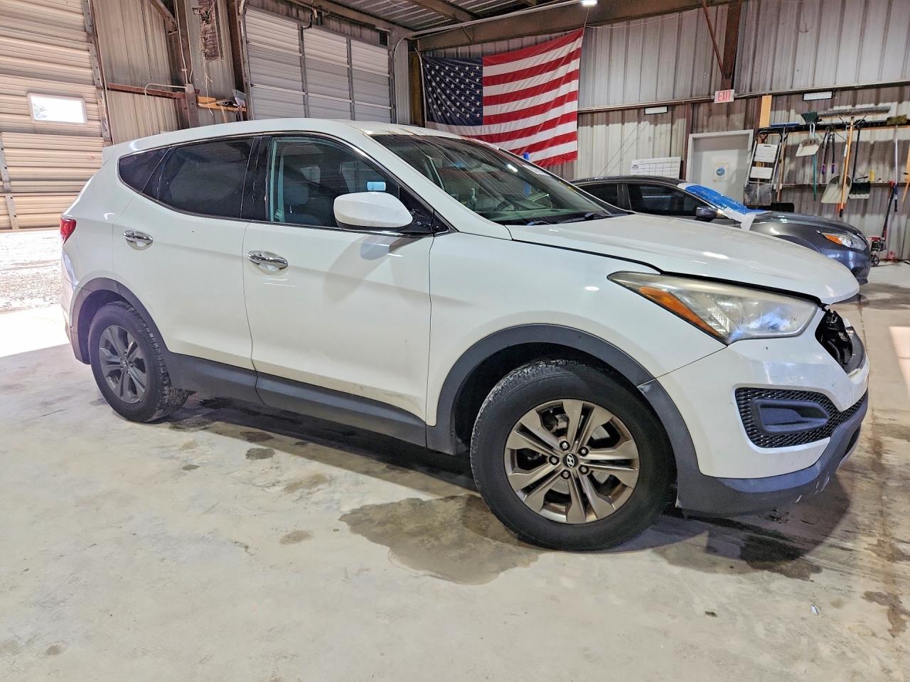 2014 Hyundai Santa Fe Sport 2.4l White vin: 5XYZT3LB4EG162633