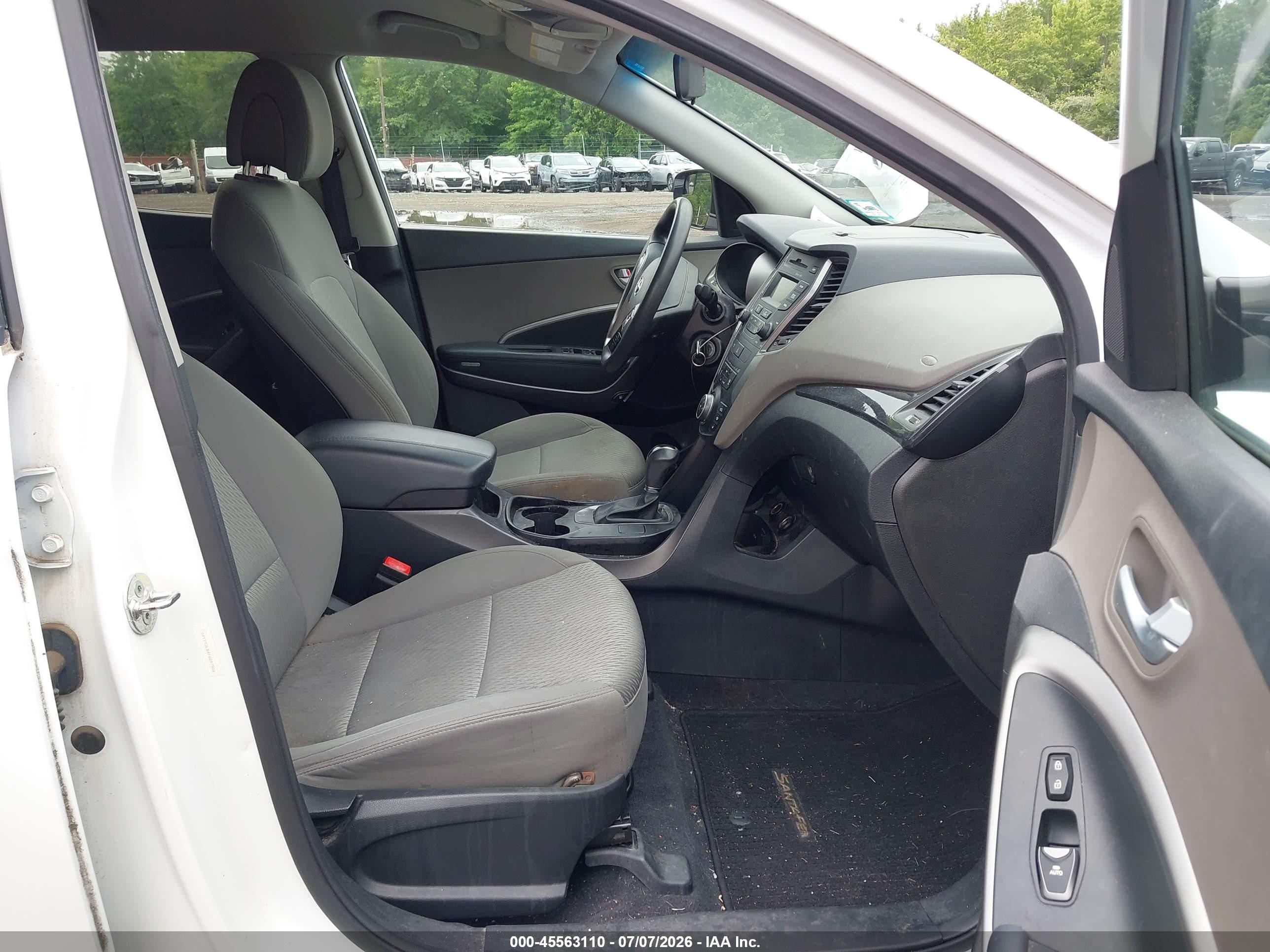 2015 Hyundai Santa Fe Sport 2.4l Белый vin: 5XYZT3LB4FG247506