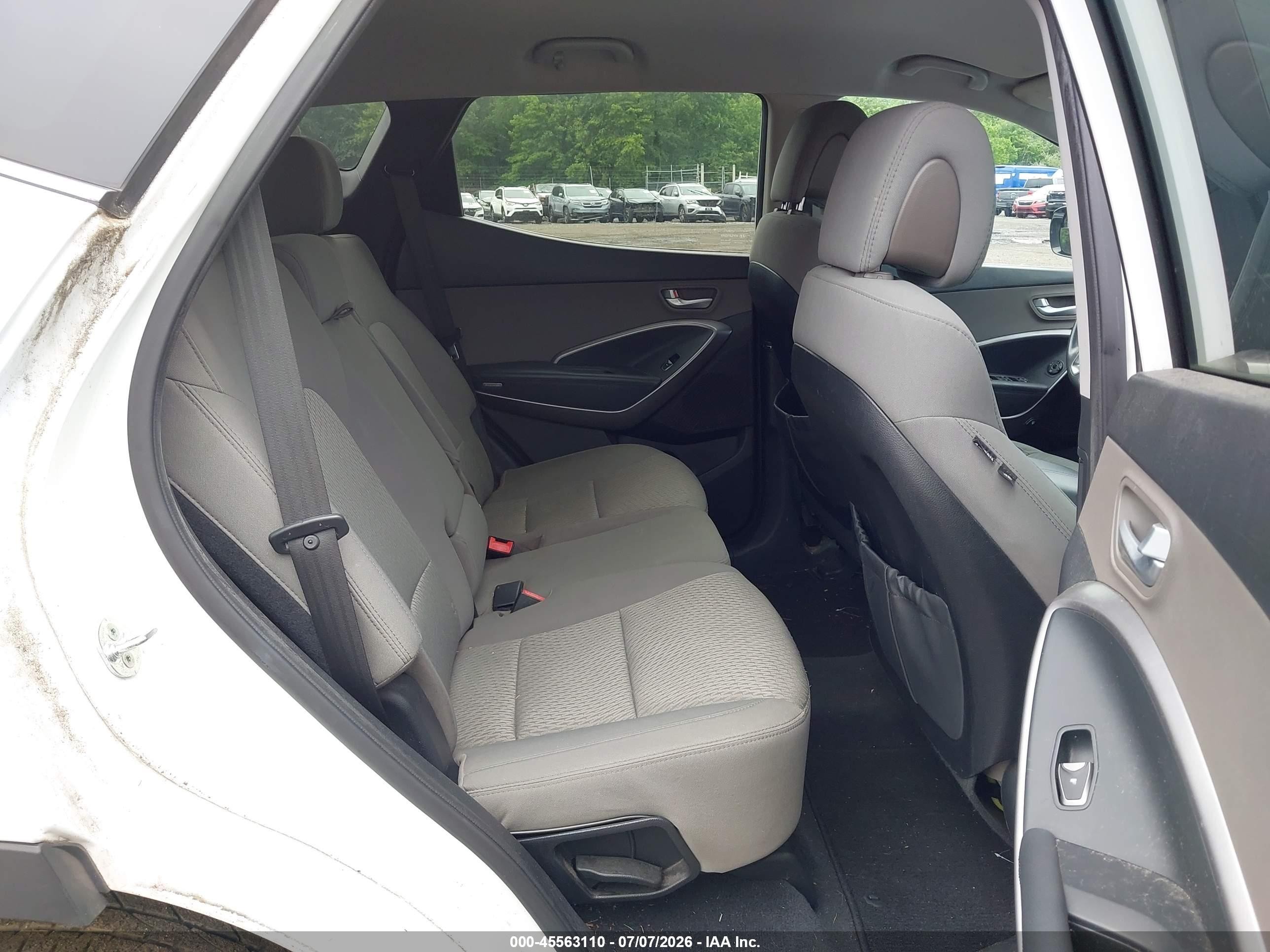 2015 Hyundai Santa Fe Sport 2.4l Белый vin: 5XYZT3LB4FG247506