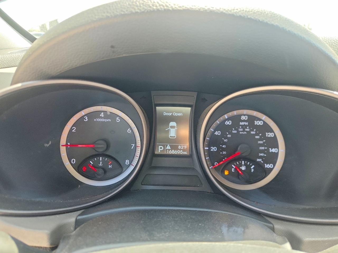 2015 Hyundai Santa Fe Sport 2.4l White vin: 5XYZT3LB4FG269182