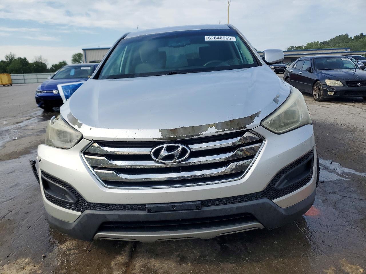 2014 Hyundai Santa Fe Sport 2.4l Silver vin: 5XYZT3LB5EG134341
