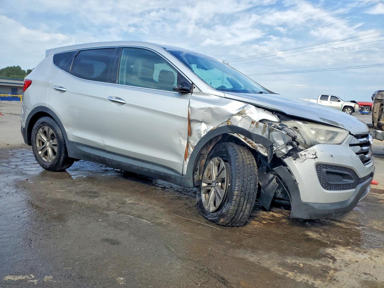 2014 Hyundai Santa Fe Sport 2.4l Silver vin: 5XYZT3LB5EG134341