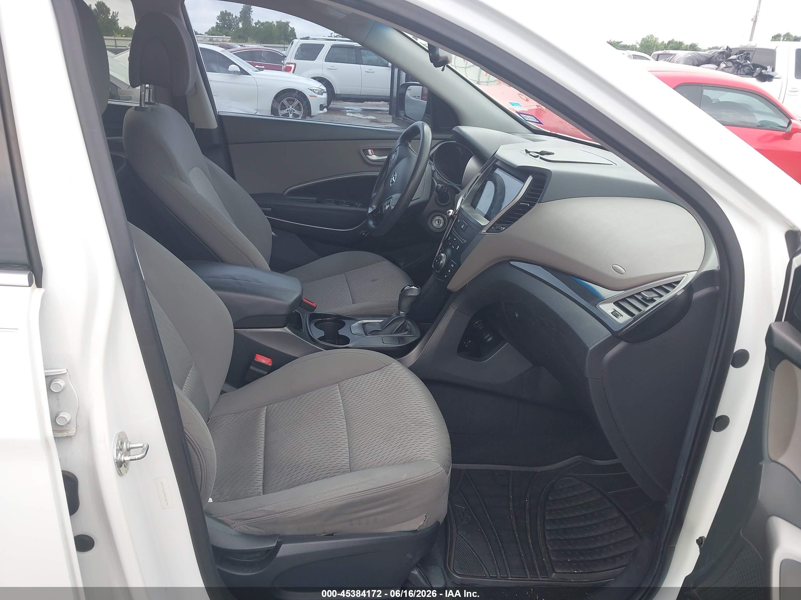 2014 Hyundai Santa Fe Sport 2.4l White vin: 5XYZT3LB5EG158784