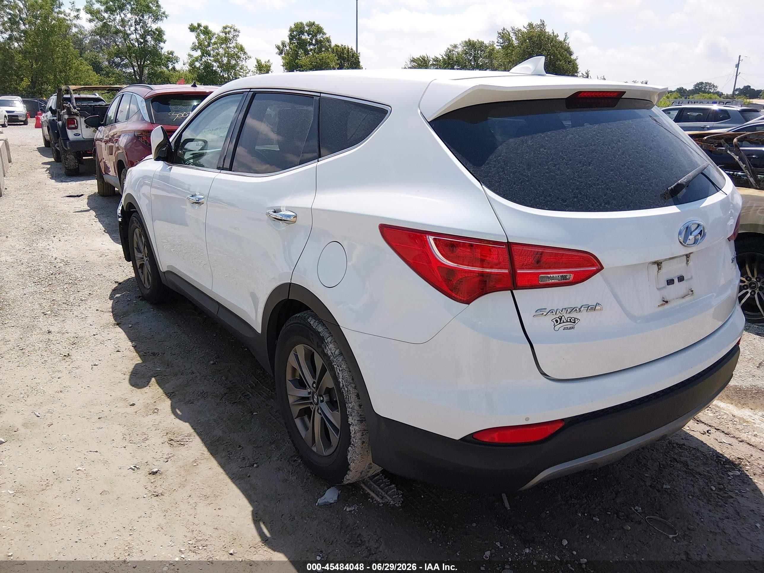 2015 Hyundai Santa Fe Sport 2.4l White vin: 5XYZT3LB5FG258286