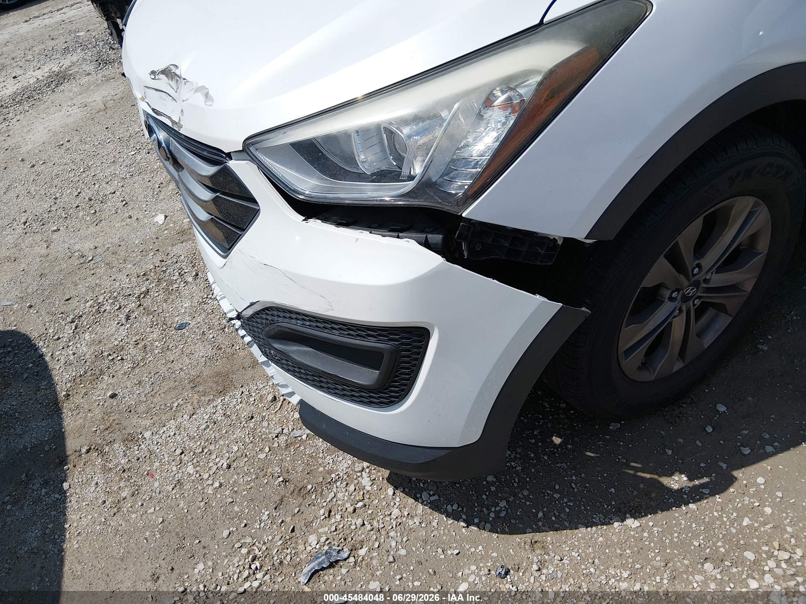 2015 Hyundai Santa Fe Sport 2.4l White vin: 5XYZT3LB5FG258286