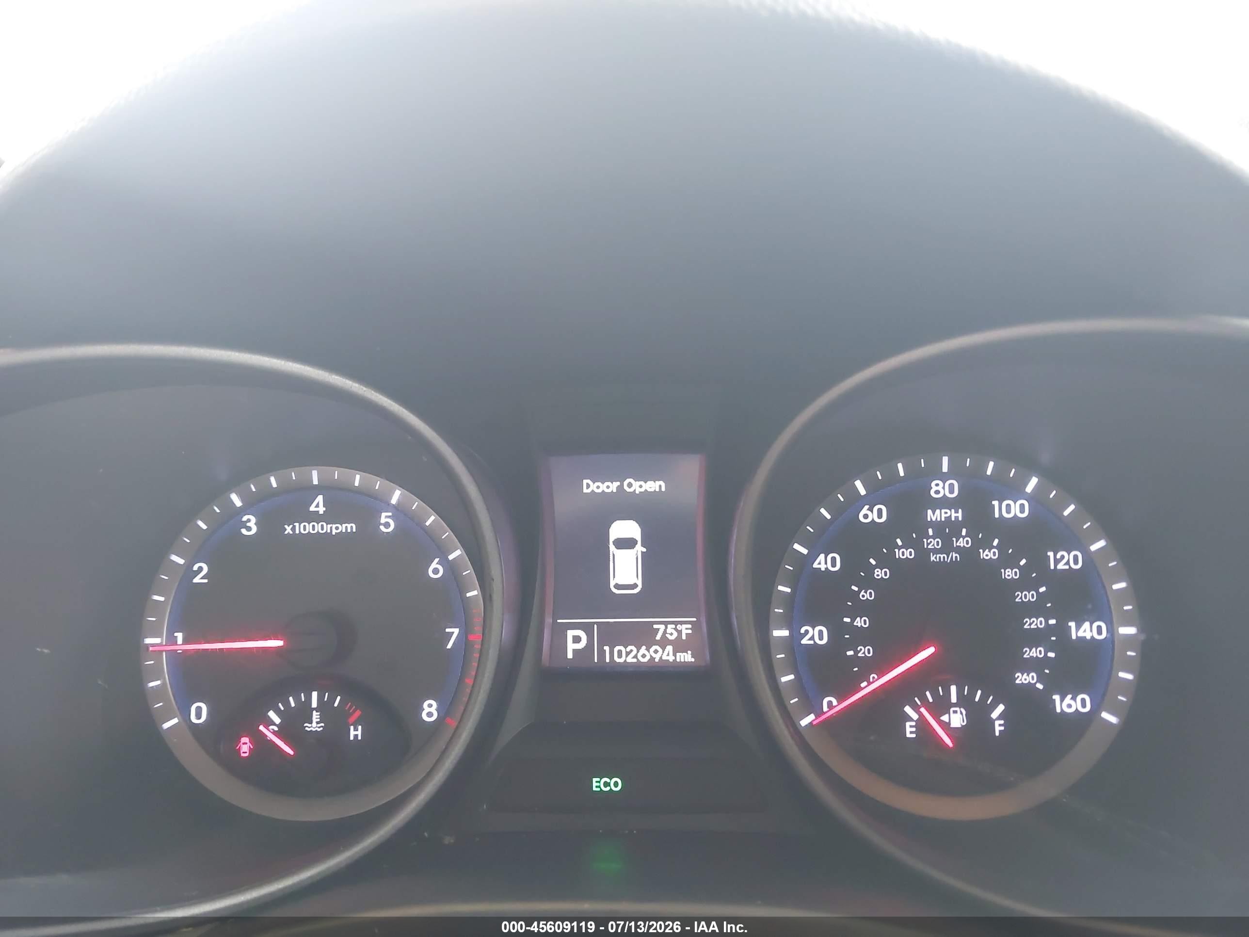 2015 Hyundai Santa Fe Sport 2.4l Белый vin: 5XYZT3LB5FG268672