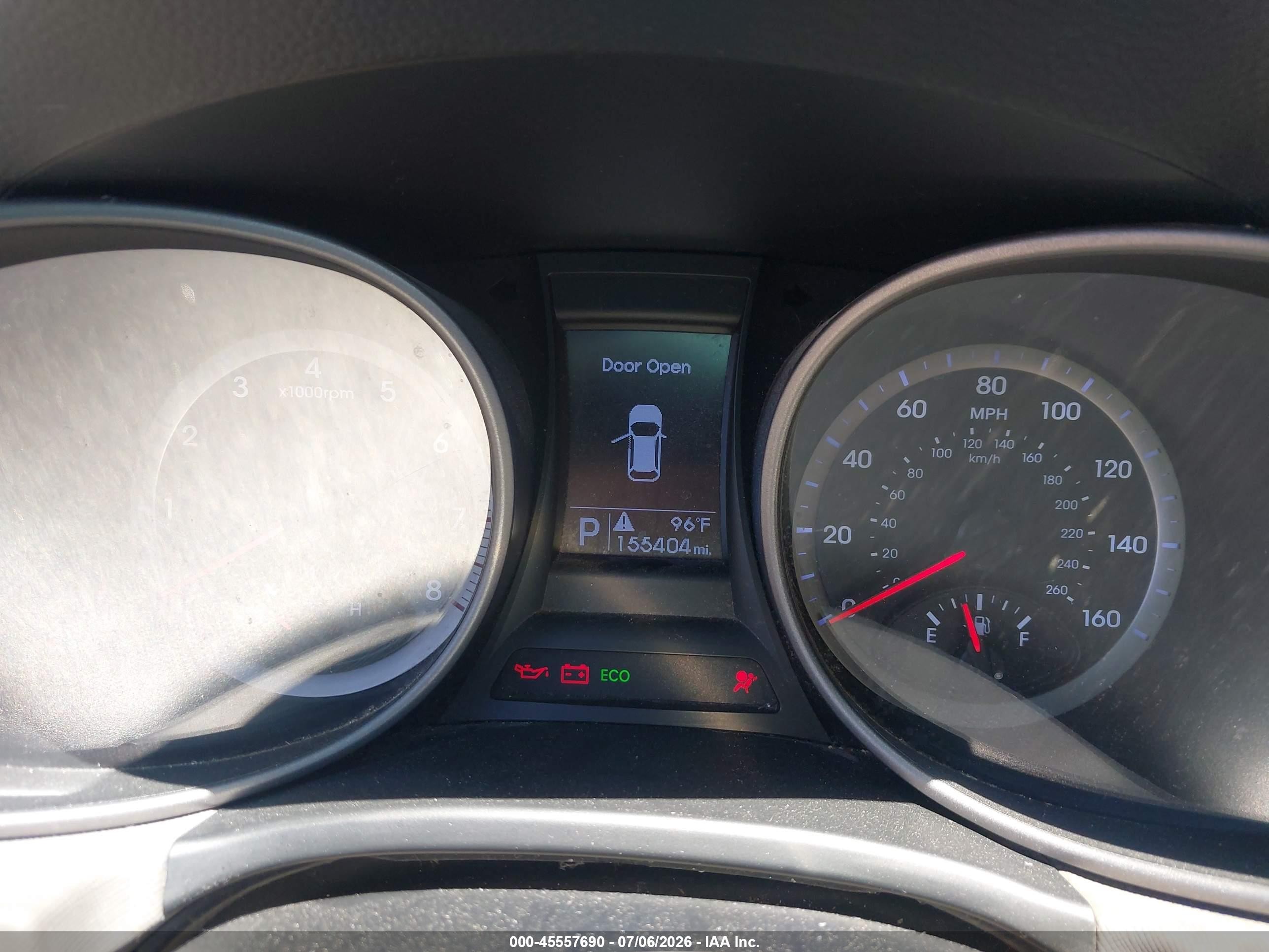 2015 Hyundai Santa Fe Sport 2.4l Silver vin: 5XYZT3LB5FG272902