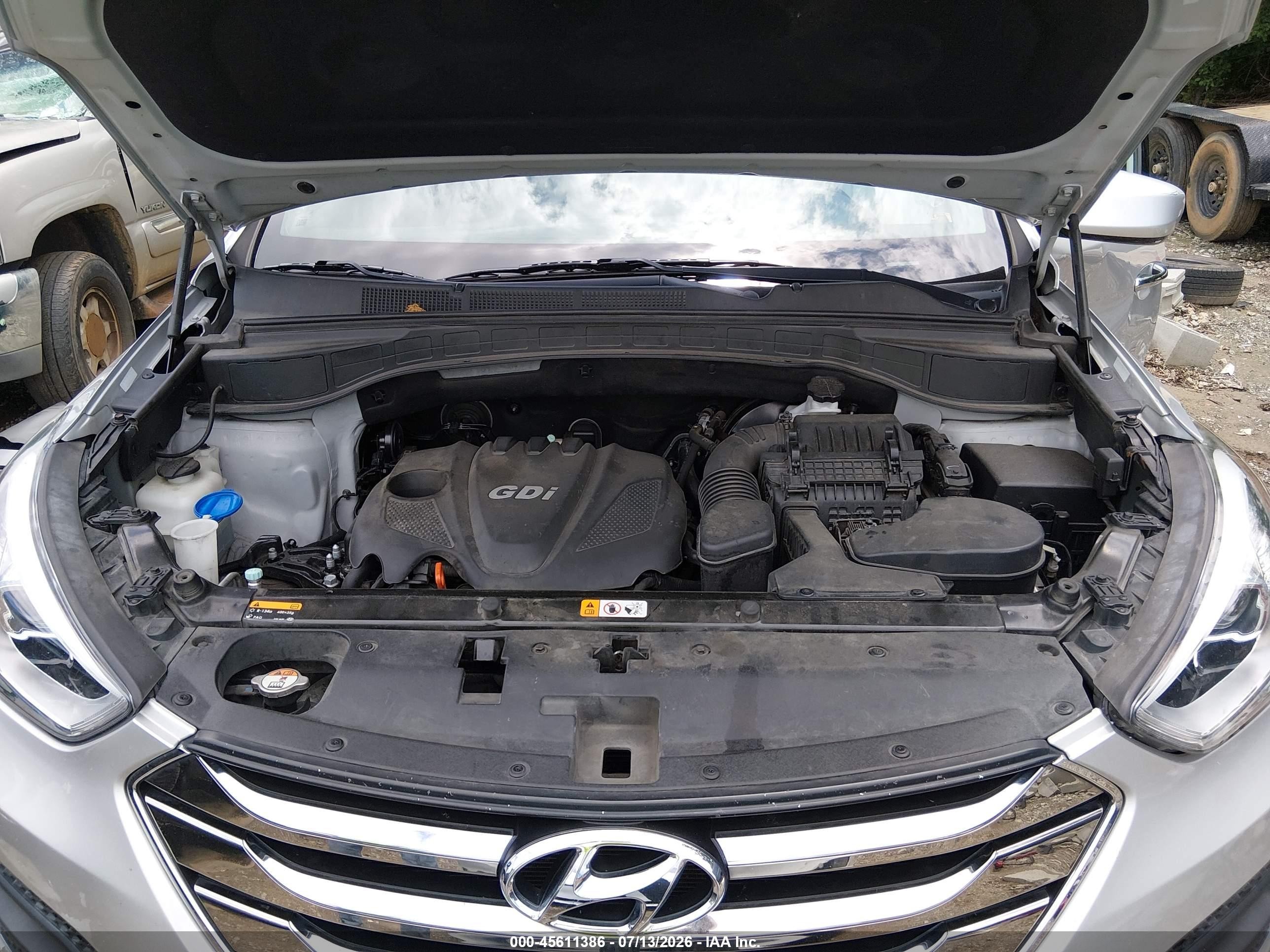 2014 Hyundai Santa Fe Sport 2.4l Silver vin: 5XYZT3LB6EG146580