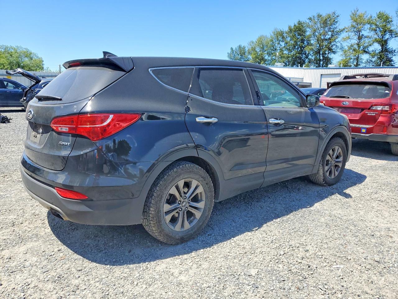 2015 Hyundai Santa Fe Sport 2.4l Черный vin: 5XYZT3LB6FG292432