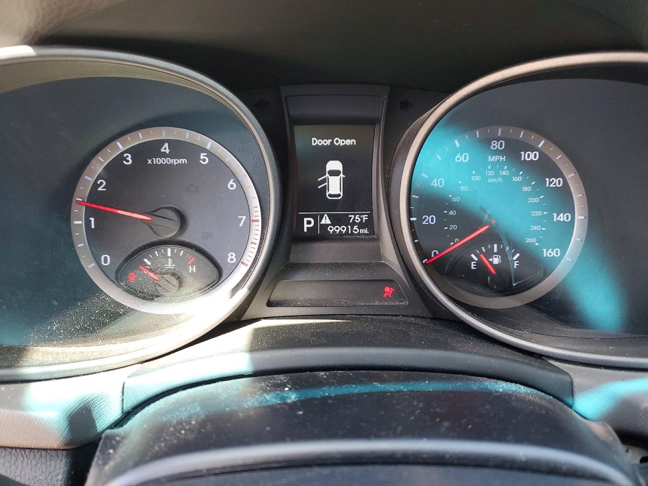 2015 Hyundai Santa Fe Sport 2.4l Черный vin: 5XYZT3LB6FG292432