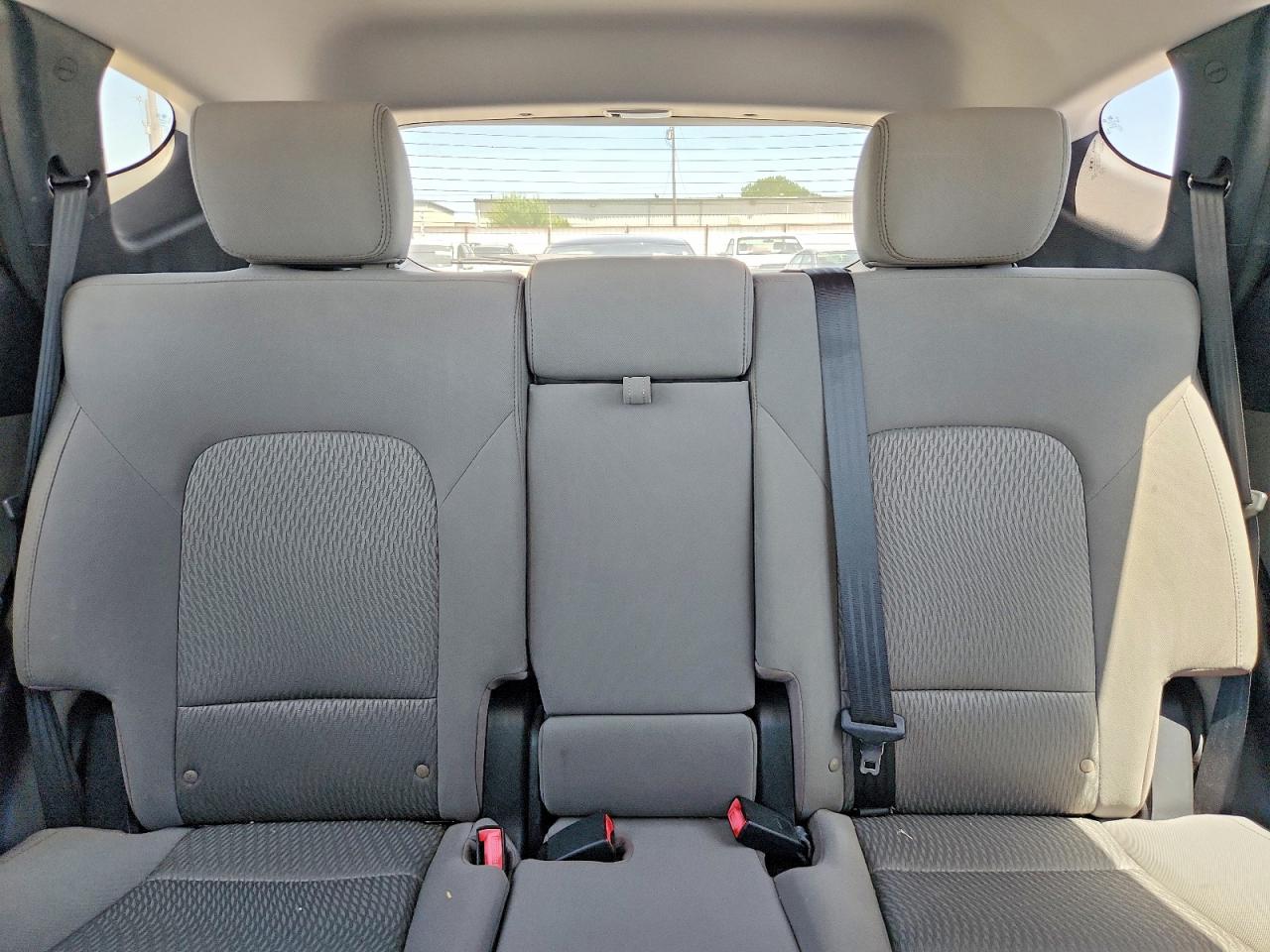 2015 Hyundai Santa Fe Sport 2.4l Silver vin: 5XYZT3LB6FG294827