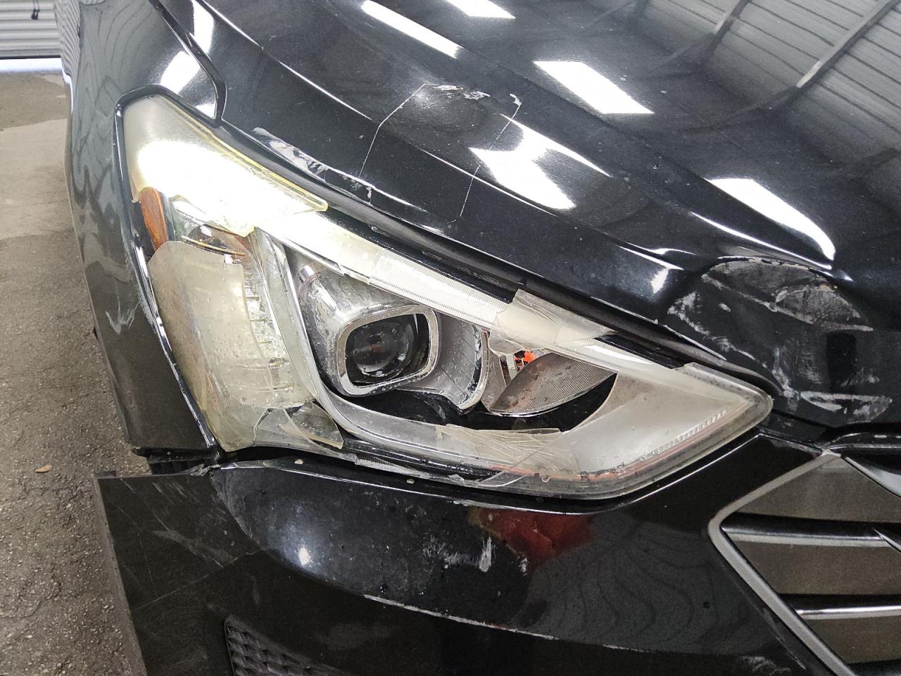 2015 Hyundai Santa Fe Sport 2.4l Black vin: 5XYZT3LB7FG243398 Damage: Right Head Lamp, Broken, Replacement Required