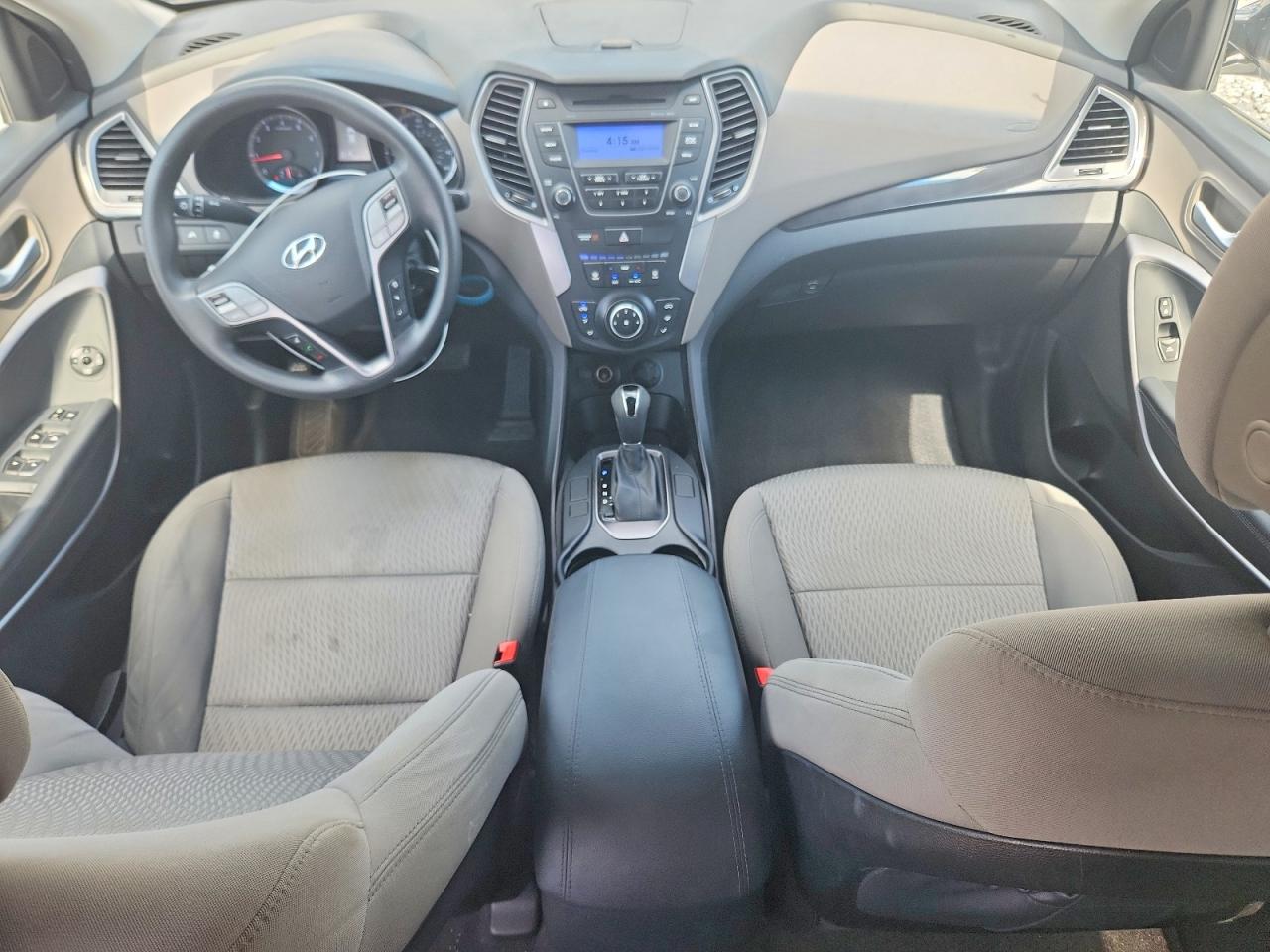 2015 Hyundai Santa Fe Sport 2.4l Белый vin: 5XYZT3LB7FG243997